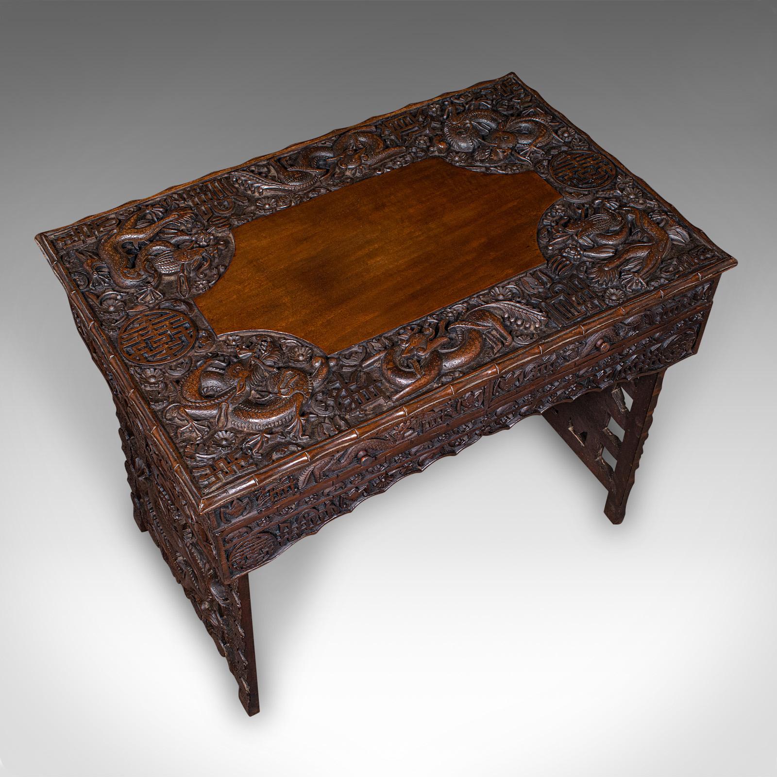 Teck Ancien autel de commerçant ambulant, support en teck oriental, table pliante, victorien en vente