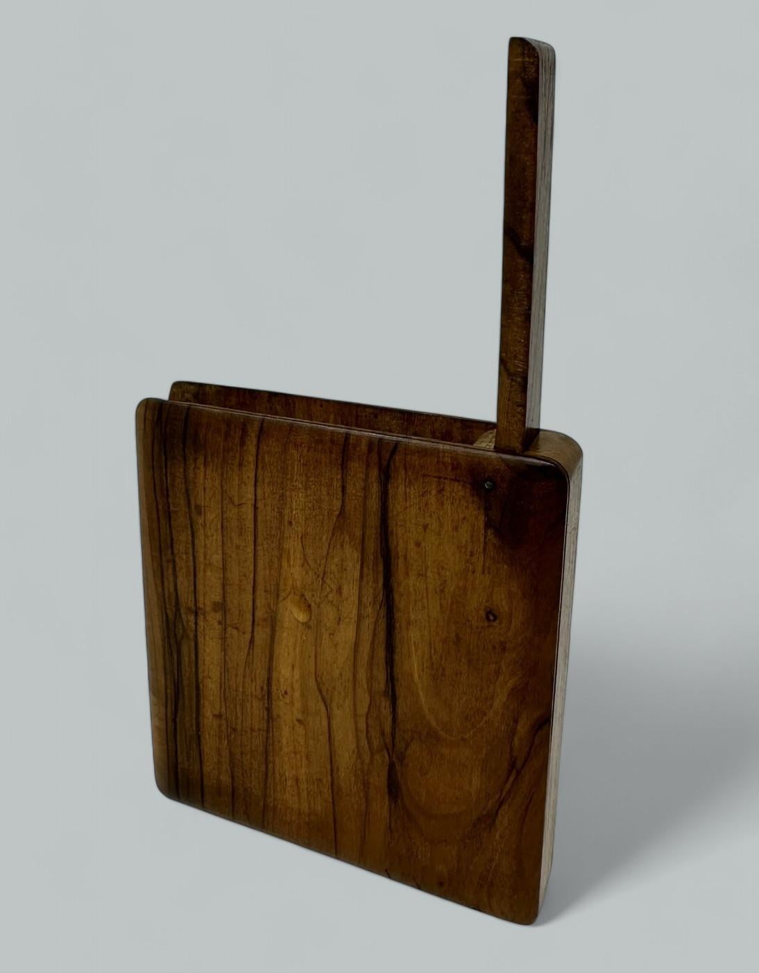 Antico dado da coquilla di Treen Ware, scatola per guanti, scacchiera per dadi, portacarte da donna in vendita 4