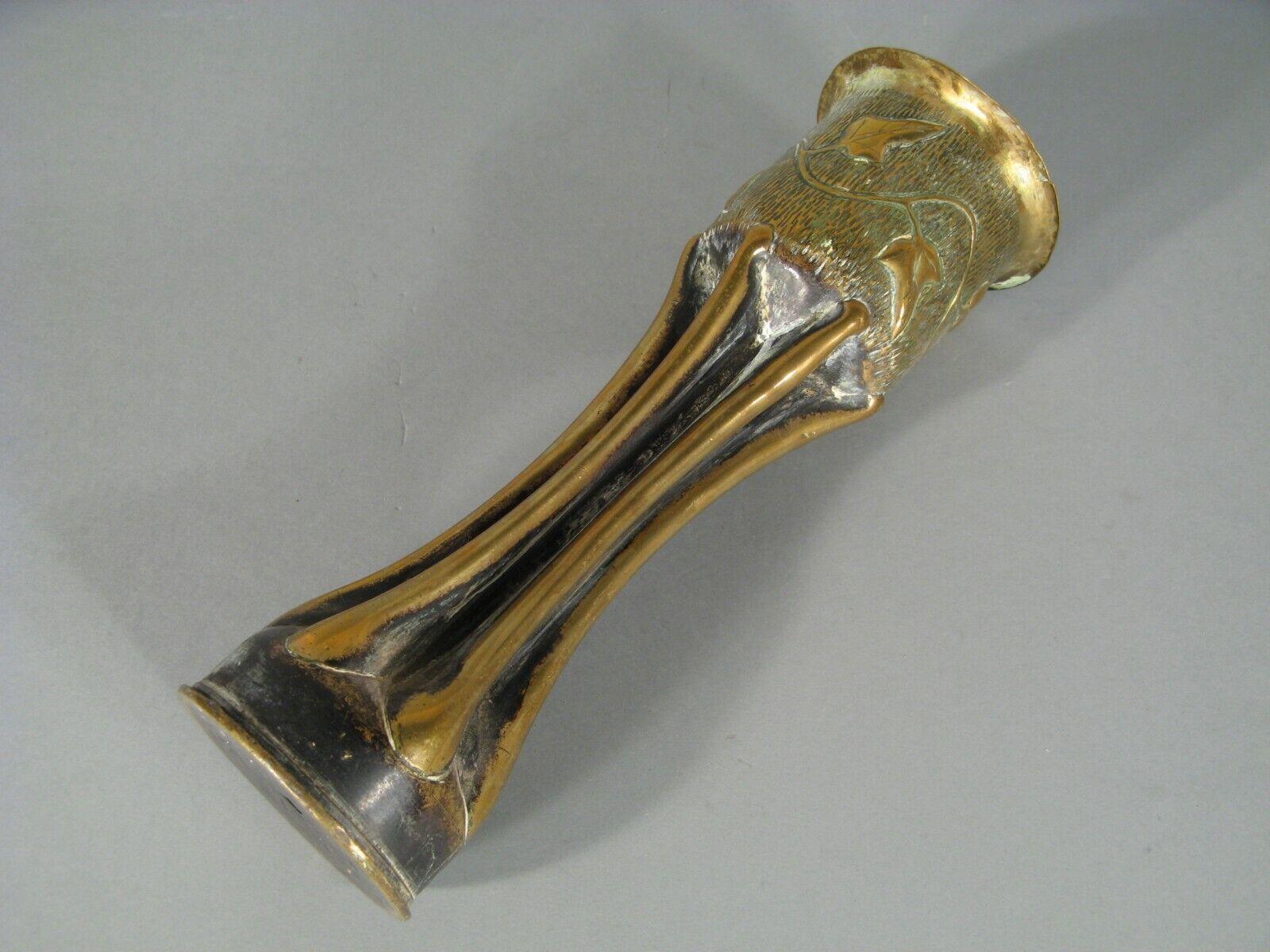 Antiguo estuche de latón de arte de trinchera con diseño de hoja de hiedra (1914-1918) - 1Y112 Latón