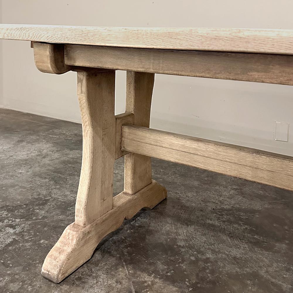Antique Trestle Dining Table in Stripped Oak For Sale 5