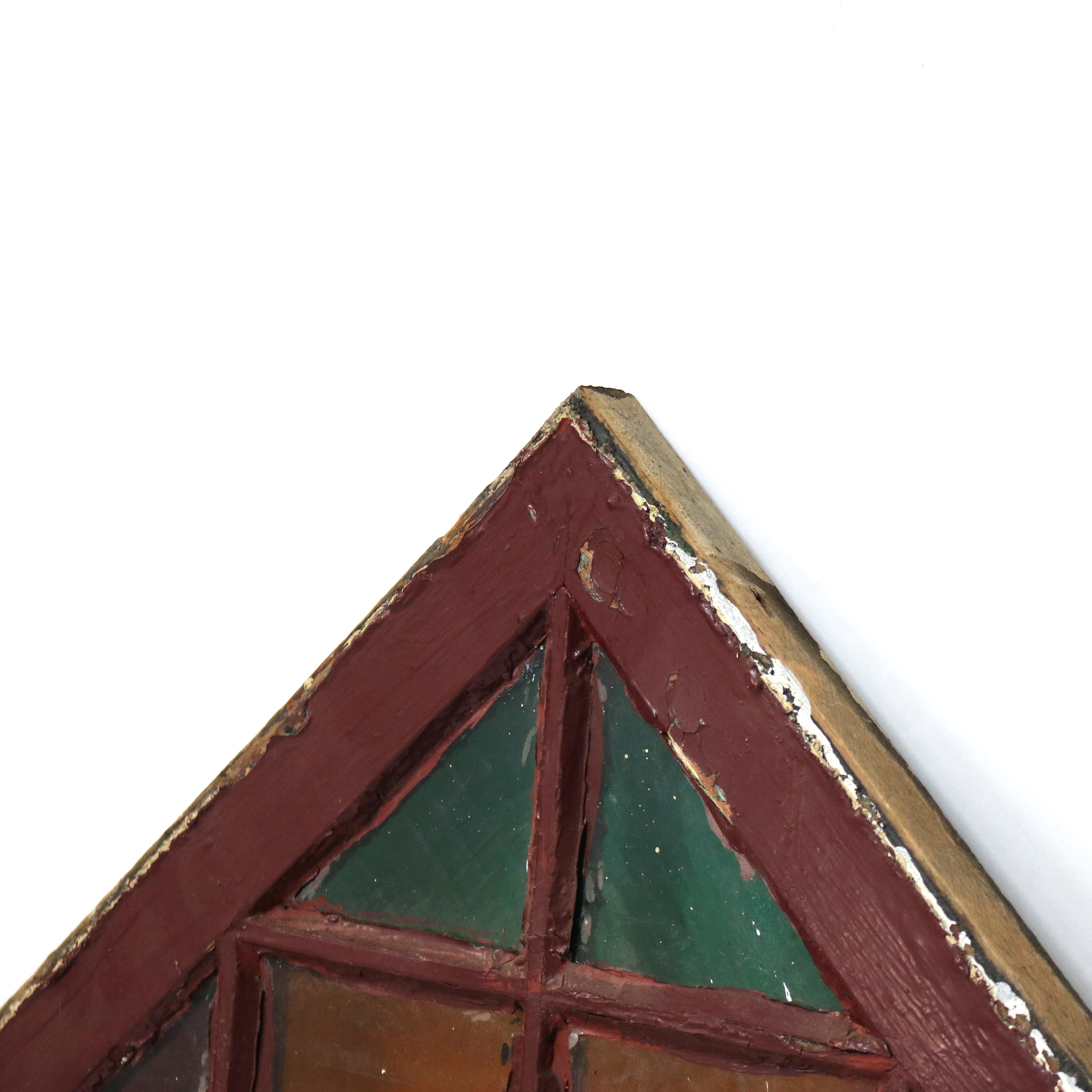 20ième siècle Vitrail de fenêtre triangulaire Arts & Crafts architectural antique C1920 en vente