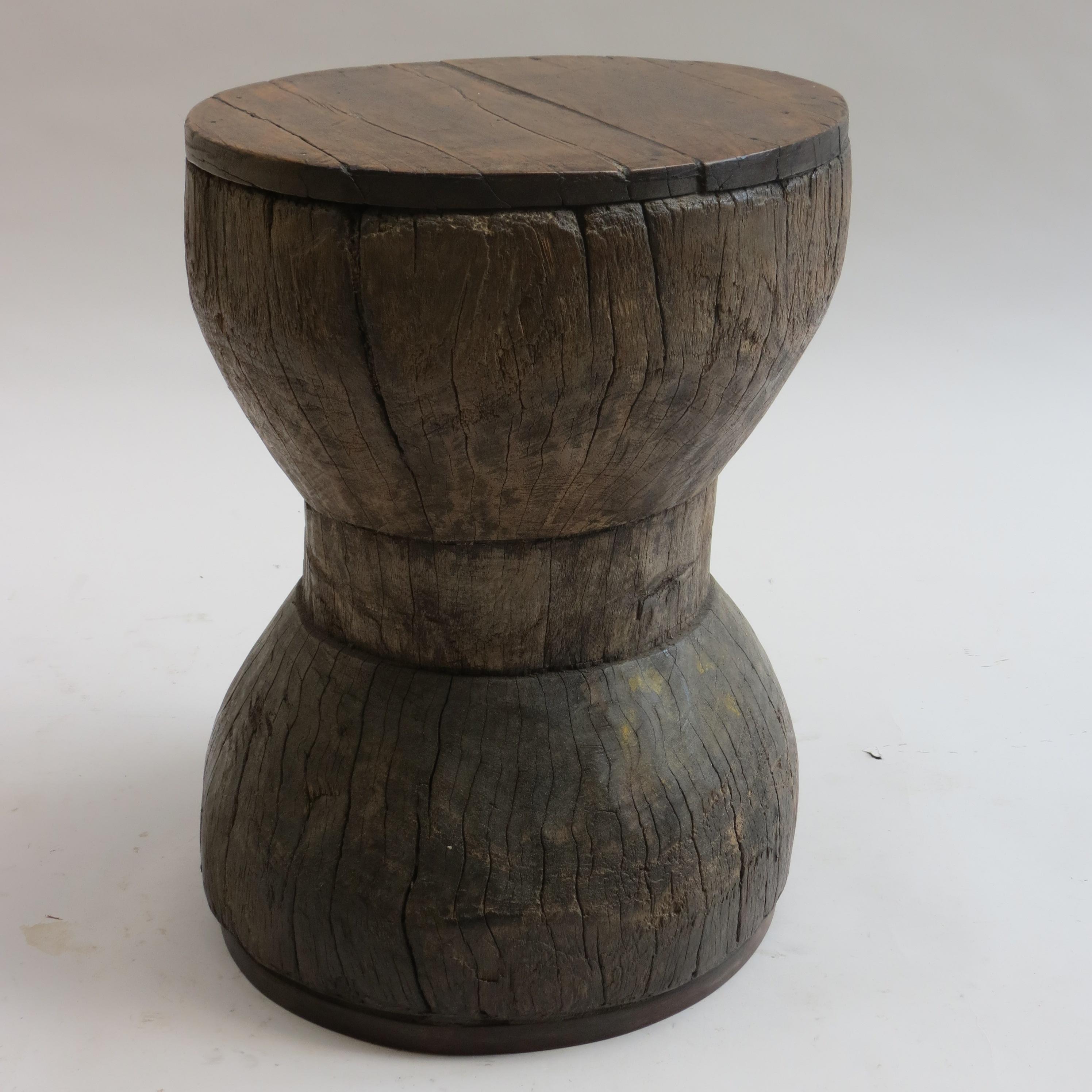 Antique Tribal African Hardwood Hand Carved Stool Side Table No4 In Good Condition In Stow on the Wold, GB