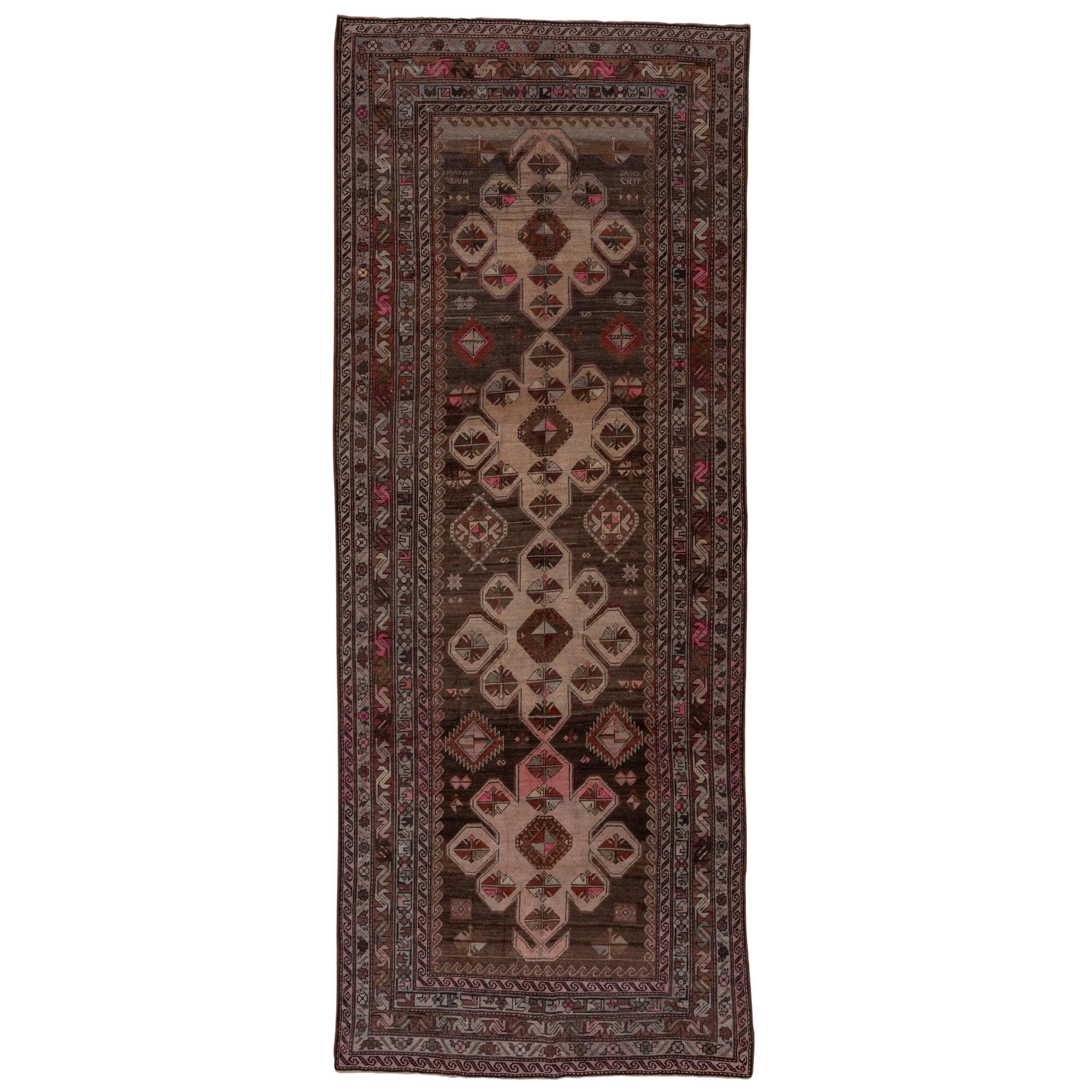 Tapis caucasien tribal ancien, vers 1910