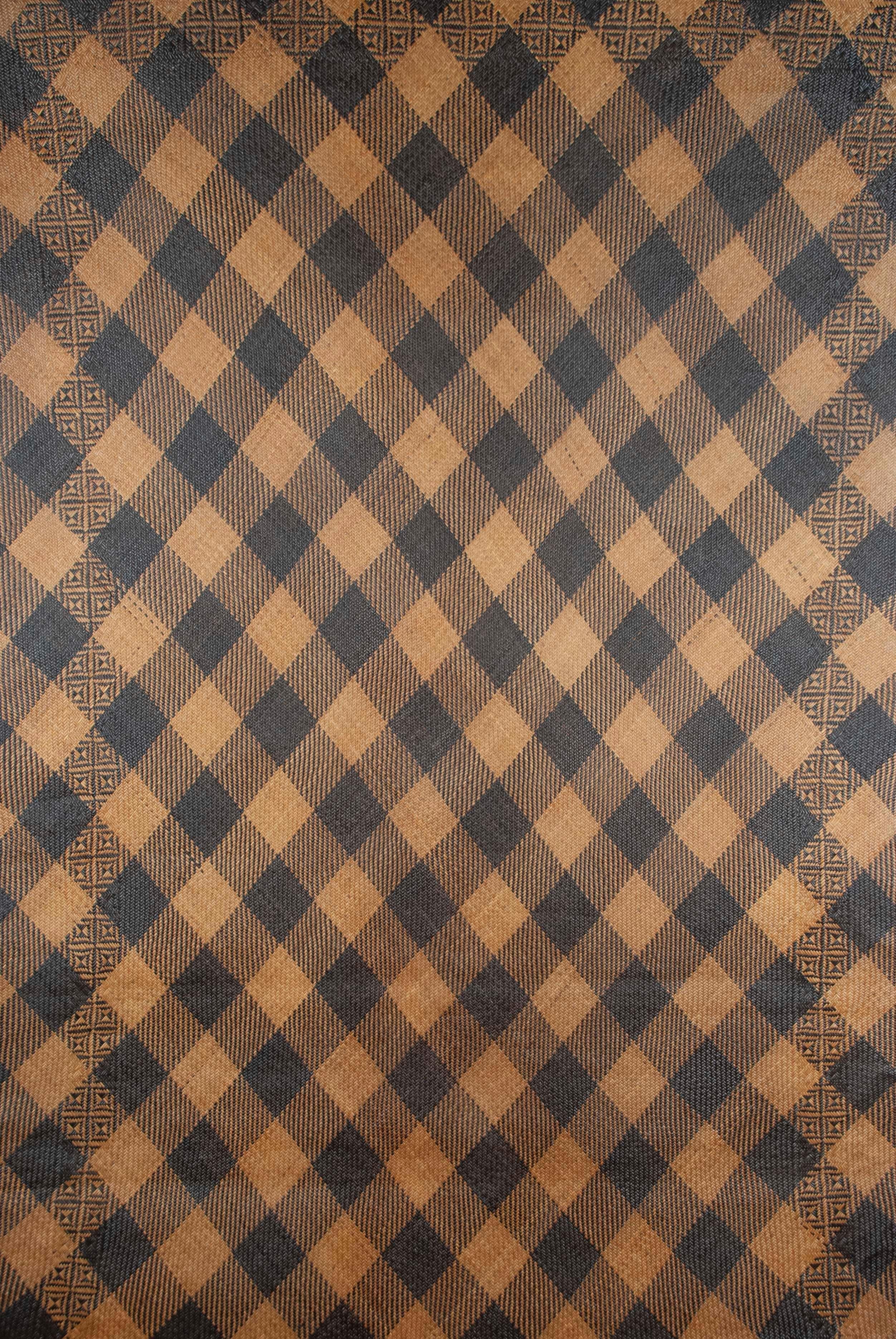 Antique Tribal Dayak Plaited Rattan Longhouse Mat (Tikar), Kalimantan Indonesio en venta