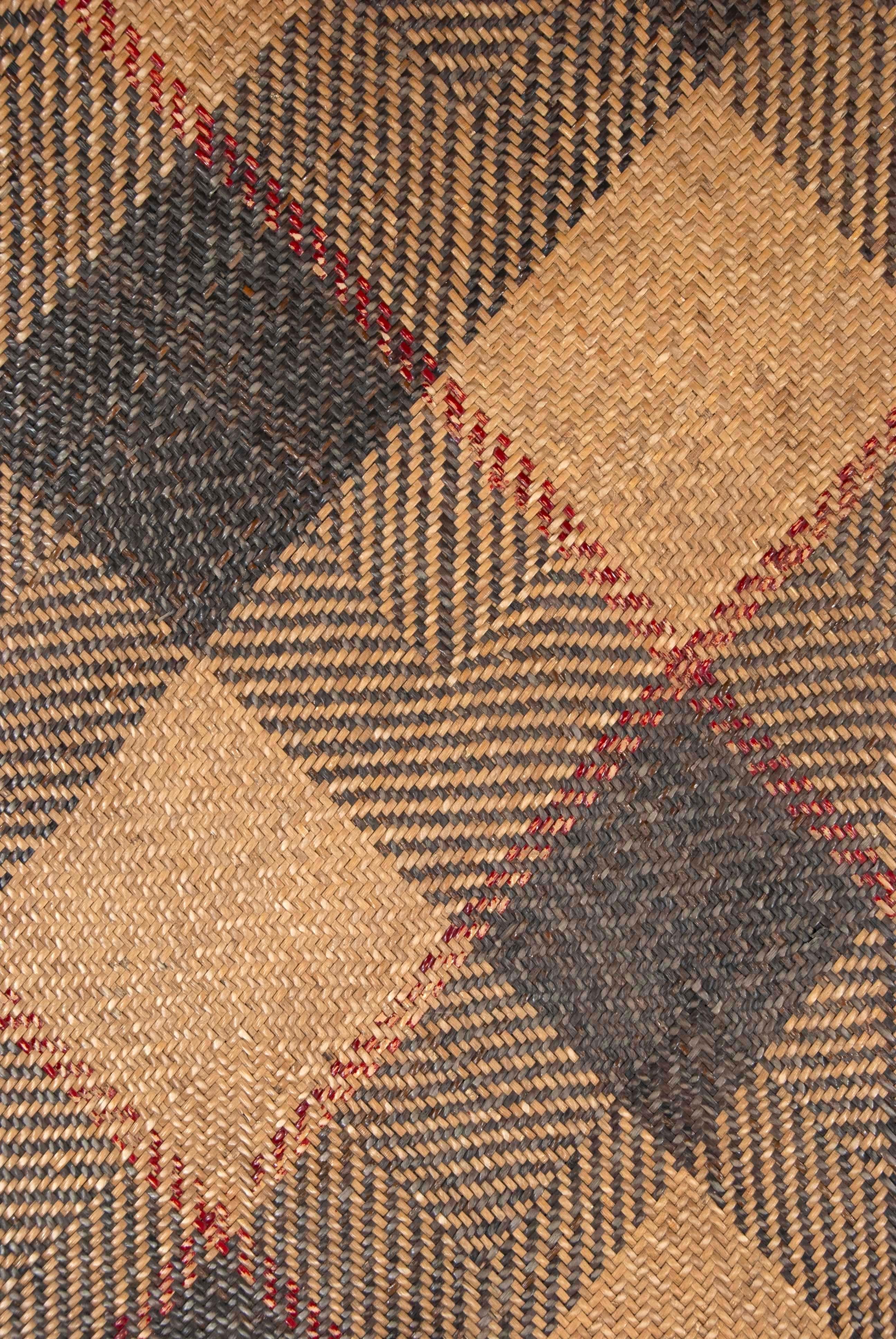 Antique Tribal Dayak Plaited Rattan Longhouse Mat (Tikar), Kalimantan en Bueno estado para la venta en Point Richmond, CA