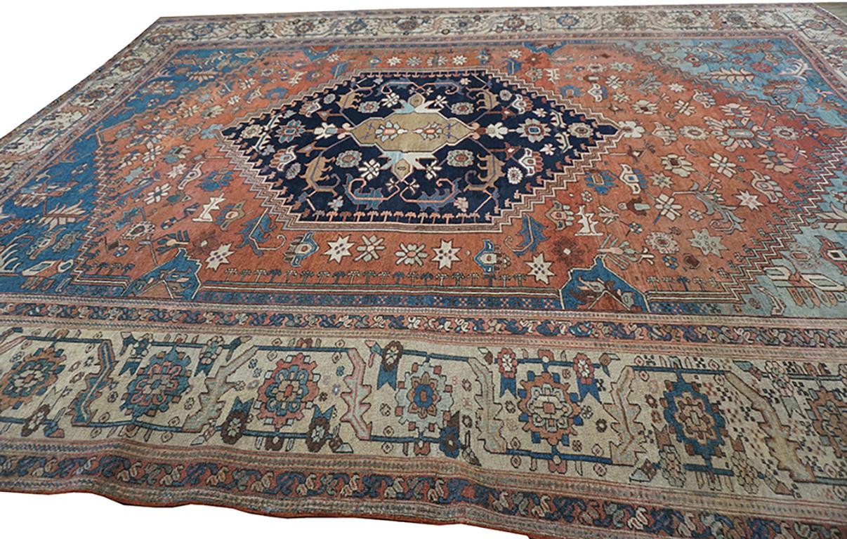 Late 19th Century Spectacular Red Rust Color and Design Rustic Antique Persian Bakshaish Rug For Sale