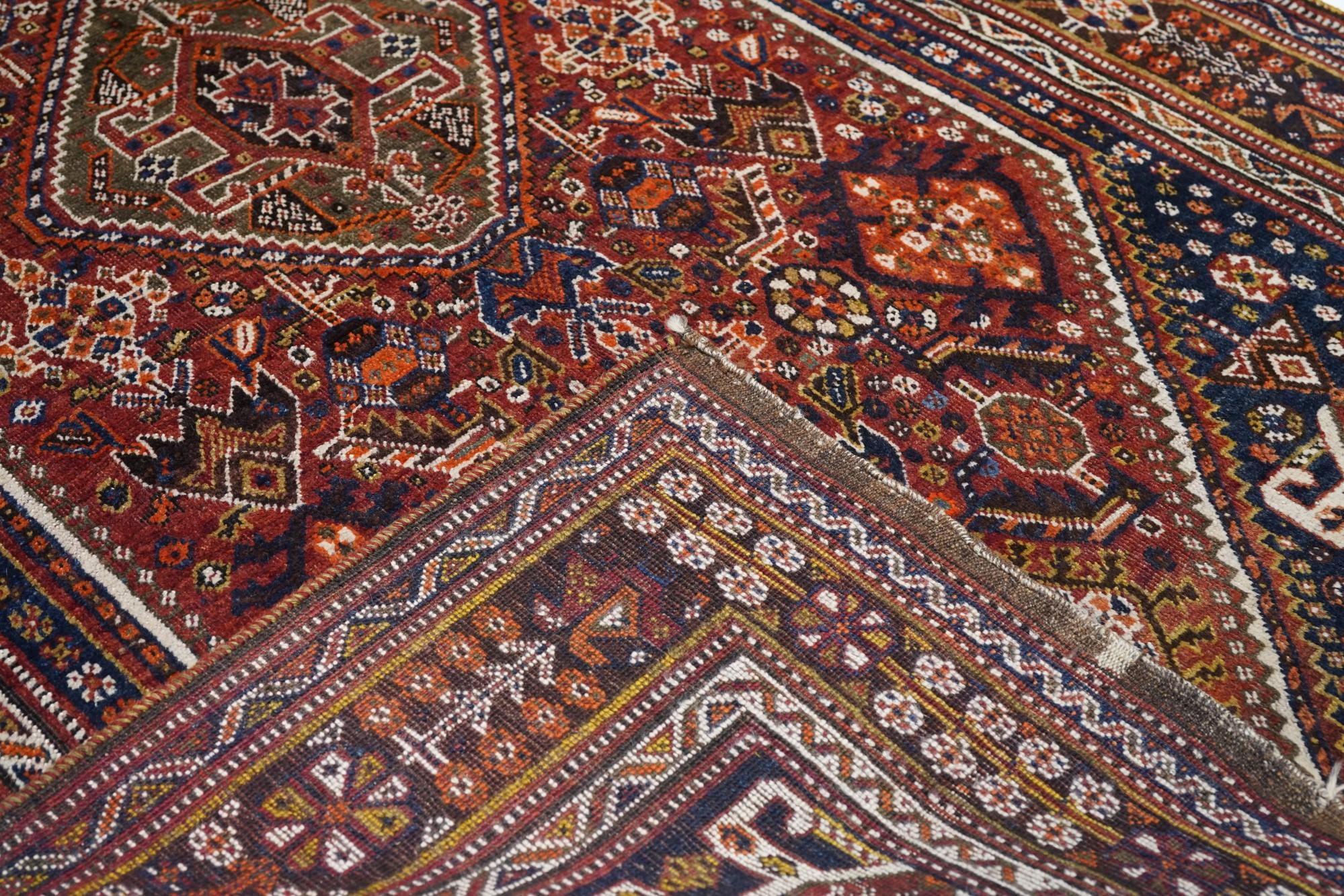 Alfombra Antigua Tribal Ghashghai 5'5'' x 8'6'' en venta 5