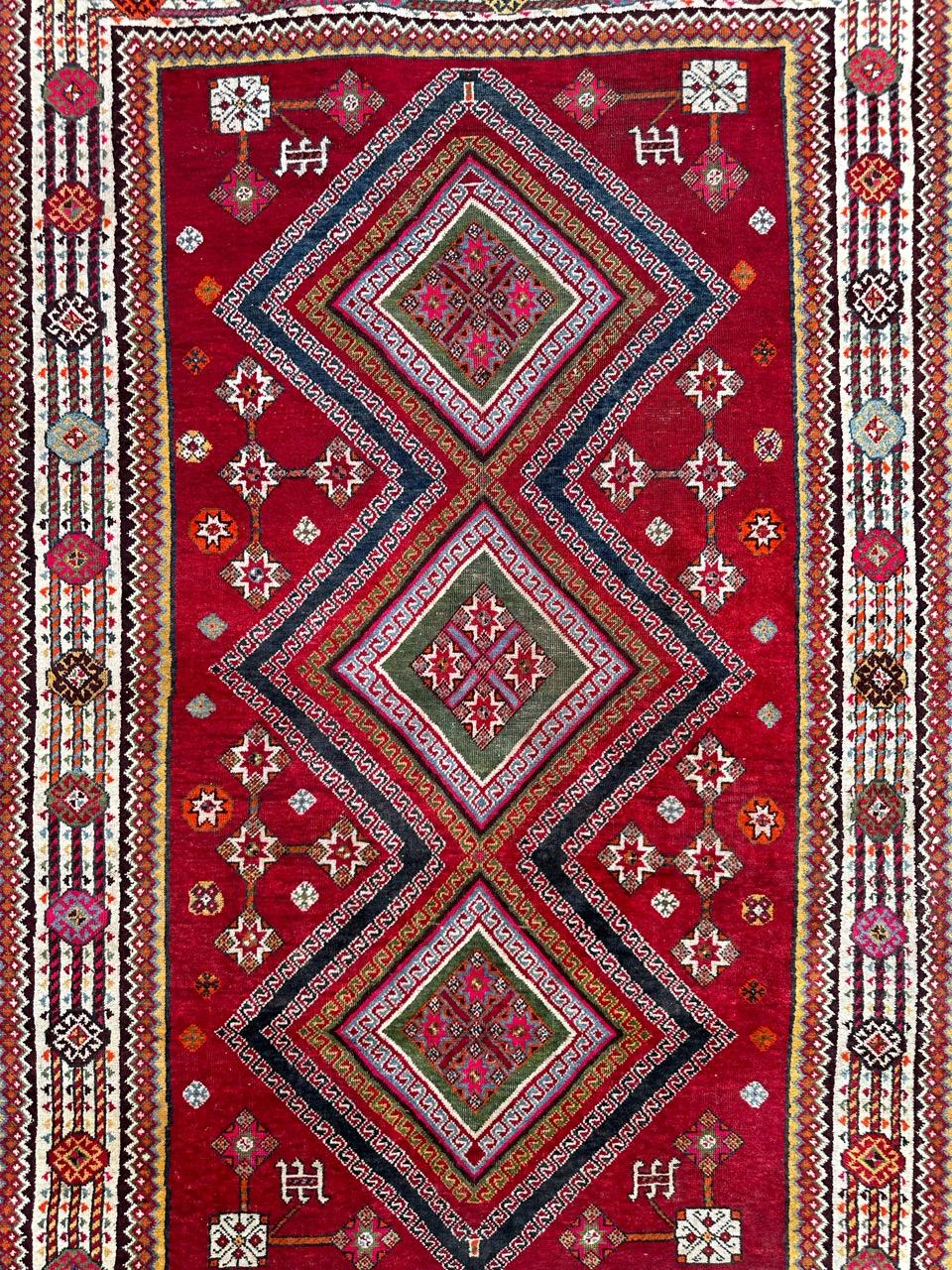 Tribal Bobyrug's Antique tribal ghashghai rug rug  en vente