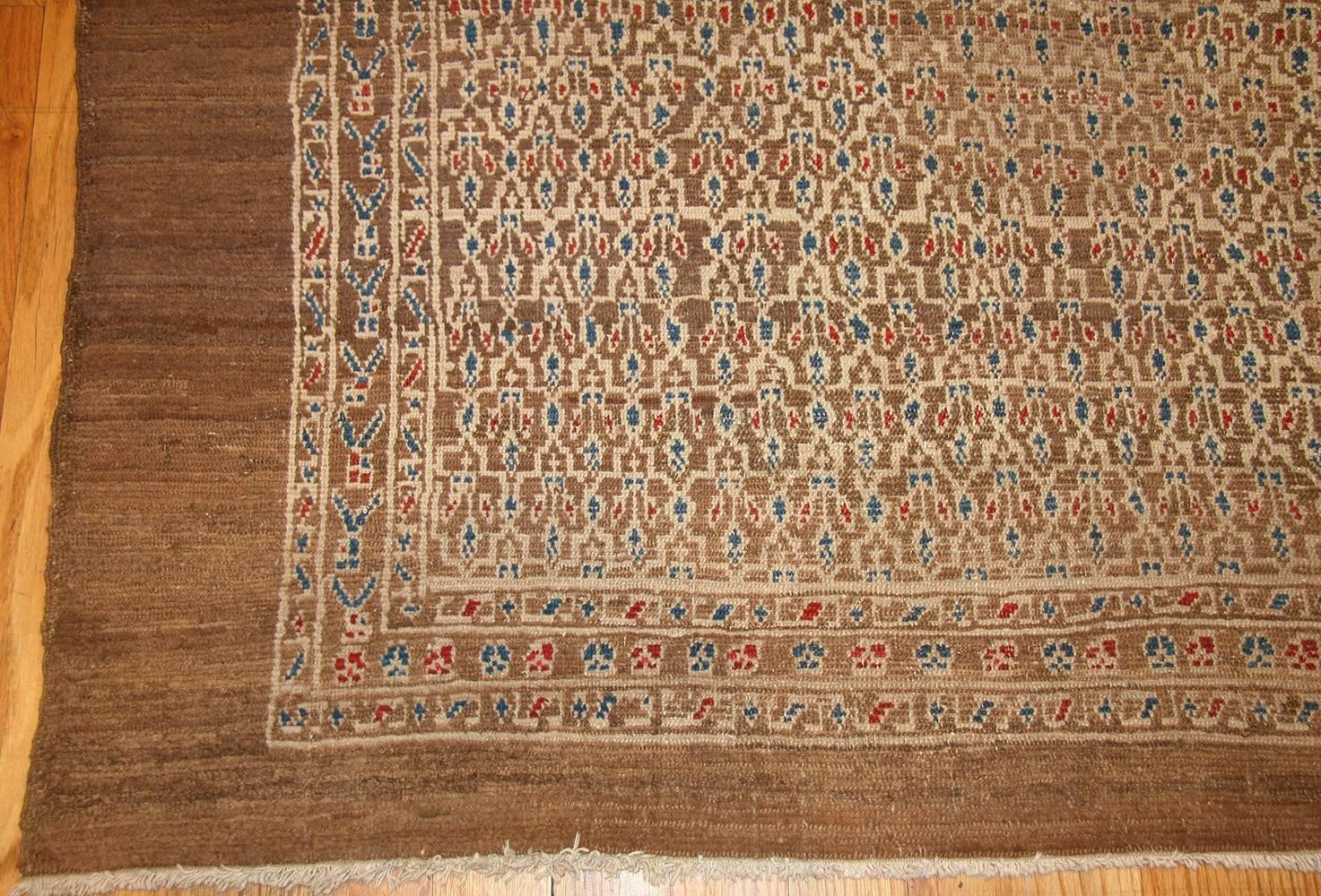 Antique Tribal Persian Bakshaish Rug, Country of Origin / Rug Type: Persian Rugs, Circa Date: 1880 – Size: 8 ft x 11 ft (2.44 m x 3.35 m).