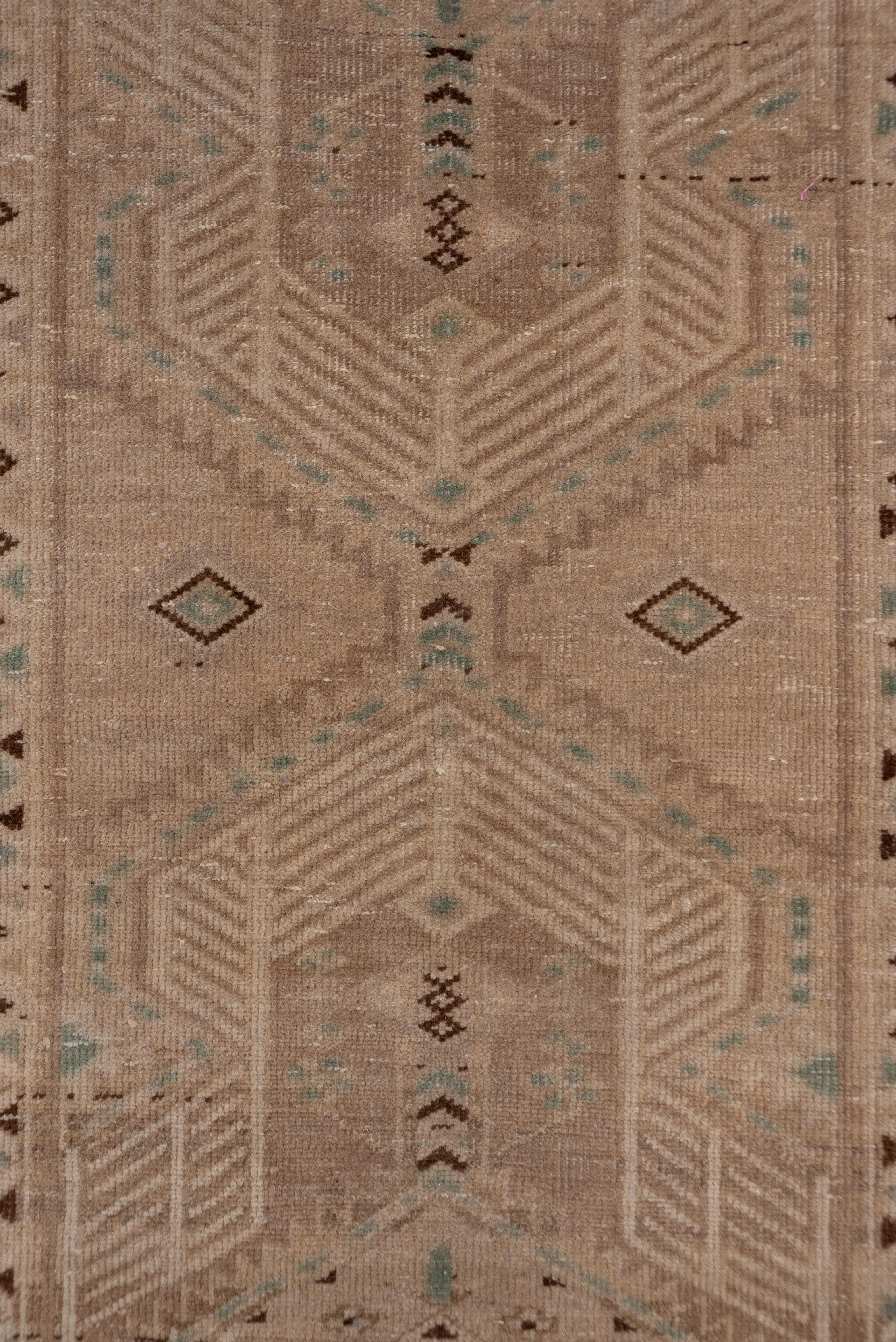 Antique Tribal Persian Sarab Runner, Light Brown Field, Seafoam Green Accents In Good Condition For Sale In New York, NY