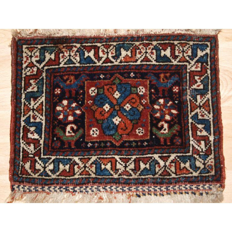 Antike Qashqai- oder Luri Chanteh-Taschengesichter mit Stammesmotiven (Paar) im Zustand „Gut“ im Angebot in Moreton-In-Marsh, GB