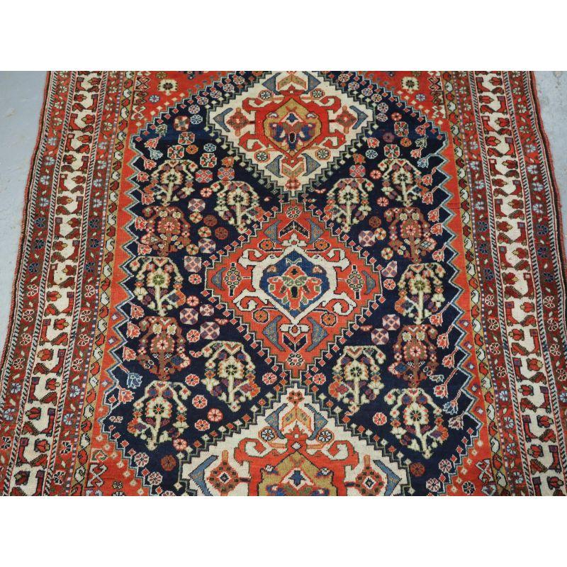 Antique Tribal Qashqai Rug of Small Size In Excellent Condition For Sale In Moreton-In-Marsh, GB