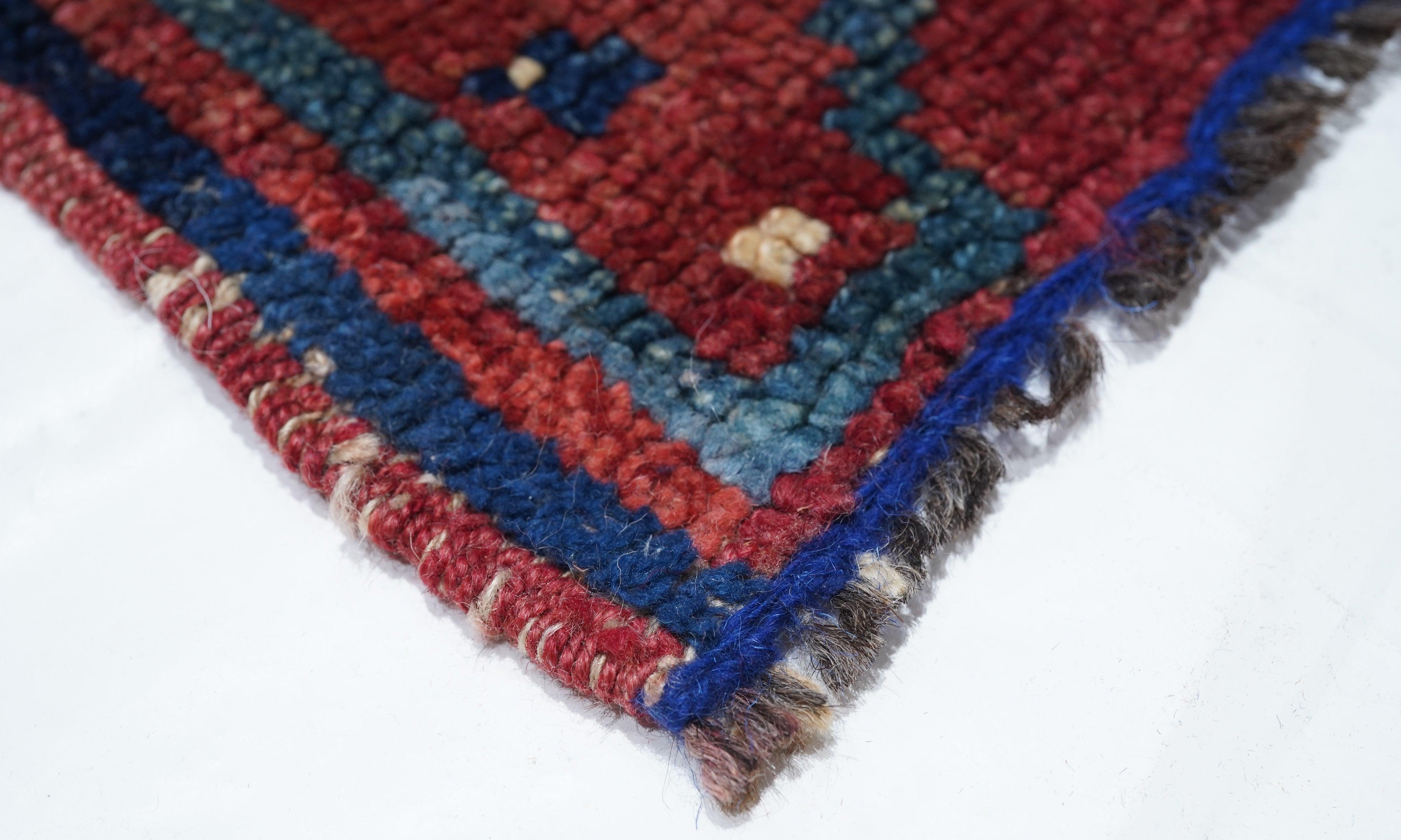 Alfombra Tribal Antigua 6'3'' x 13'8'' siglo XIX en venta