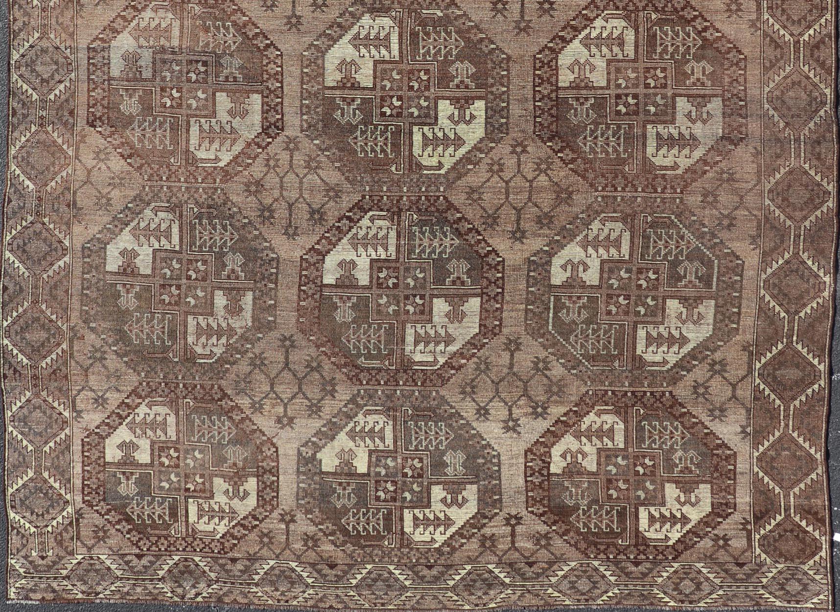 Antike Stammes-Teppich in reichen erdigen Tönen und Brown 9'4 x 12'1 im Angebot 2