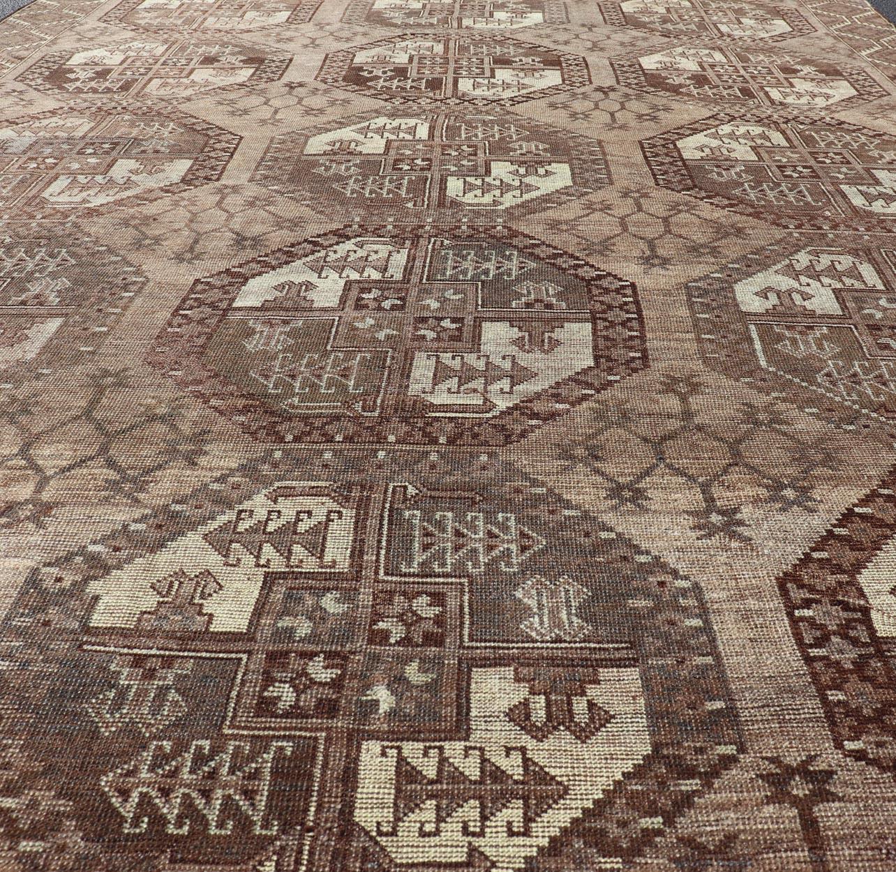 Antike Stammes-Teppich in reichen erdigen Tönen und Brown 9'4 x 12'1 (Stammeskunst) im Angebot