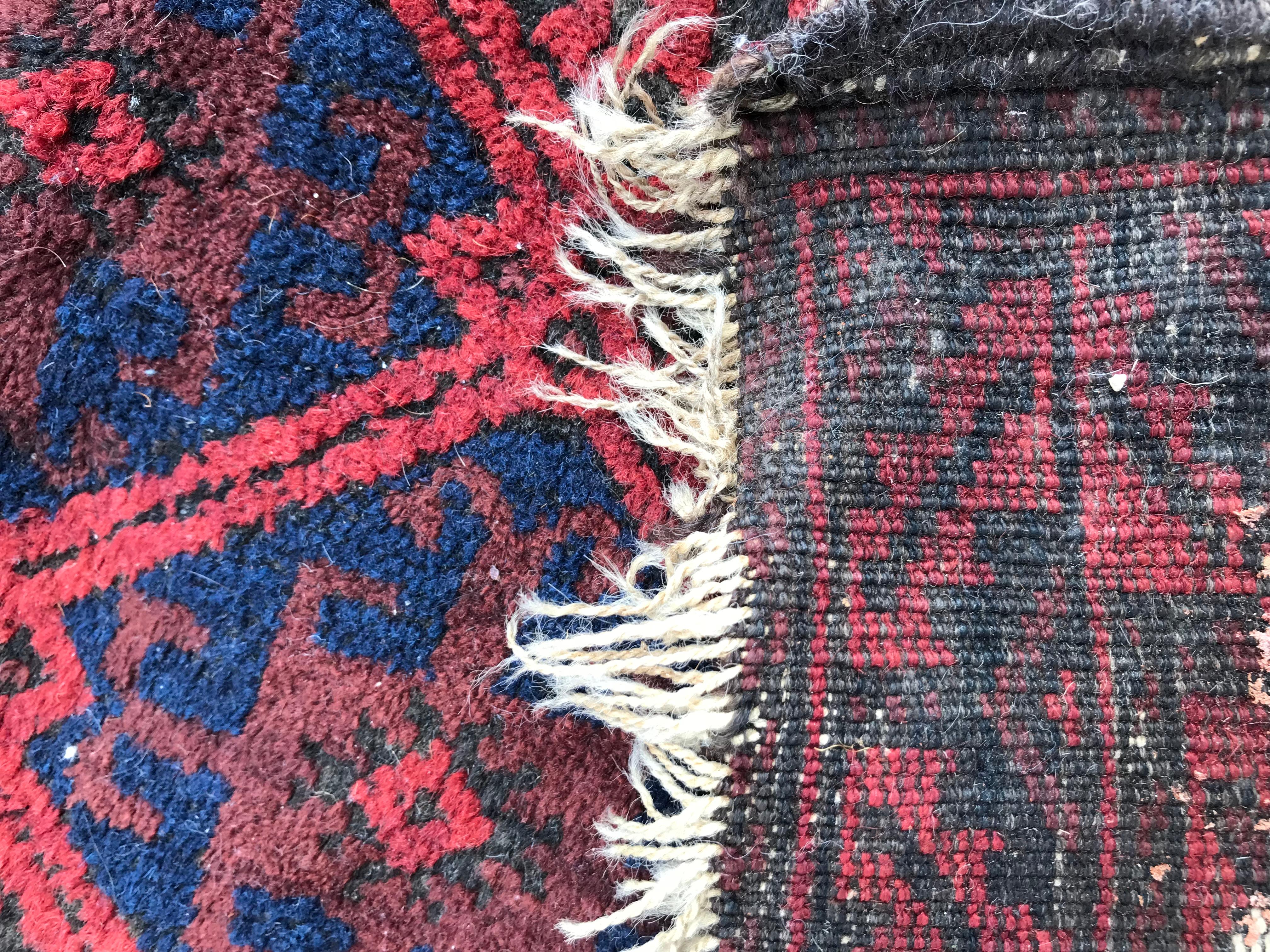 Bobyrug’s Antique distressed Tribal Turkmen Baluch Afghan Rug In Distressed Condition For Sale In Saint Ouen, FR