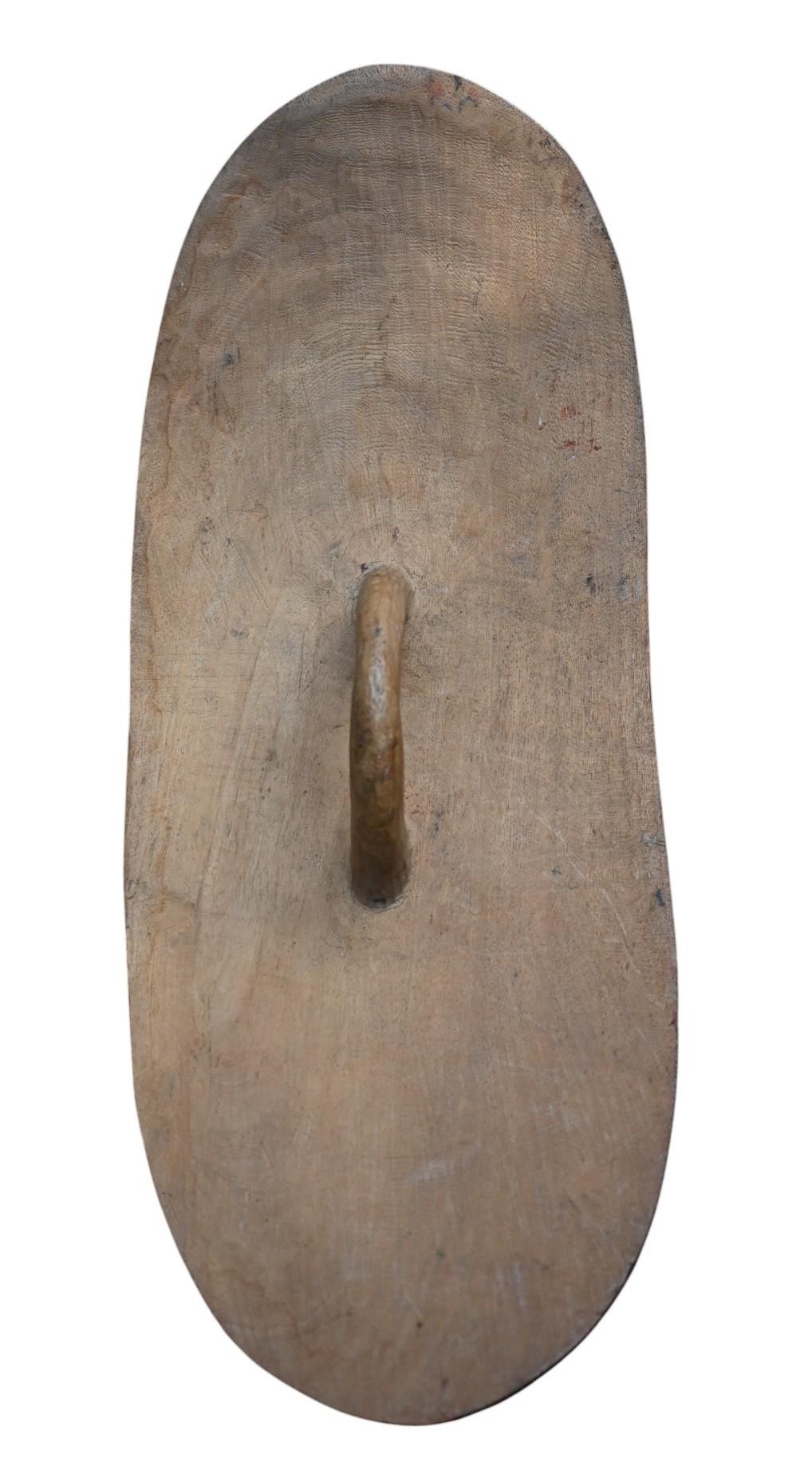 Antiguo Escudo de Danza Tribal de madera, de la tribu tutsi, Ruanda Ruandés en venta