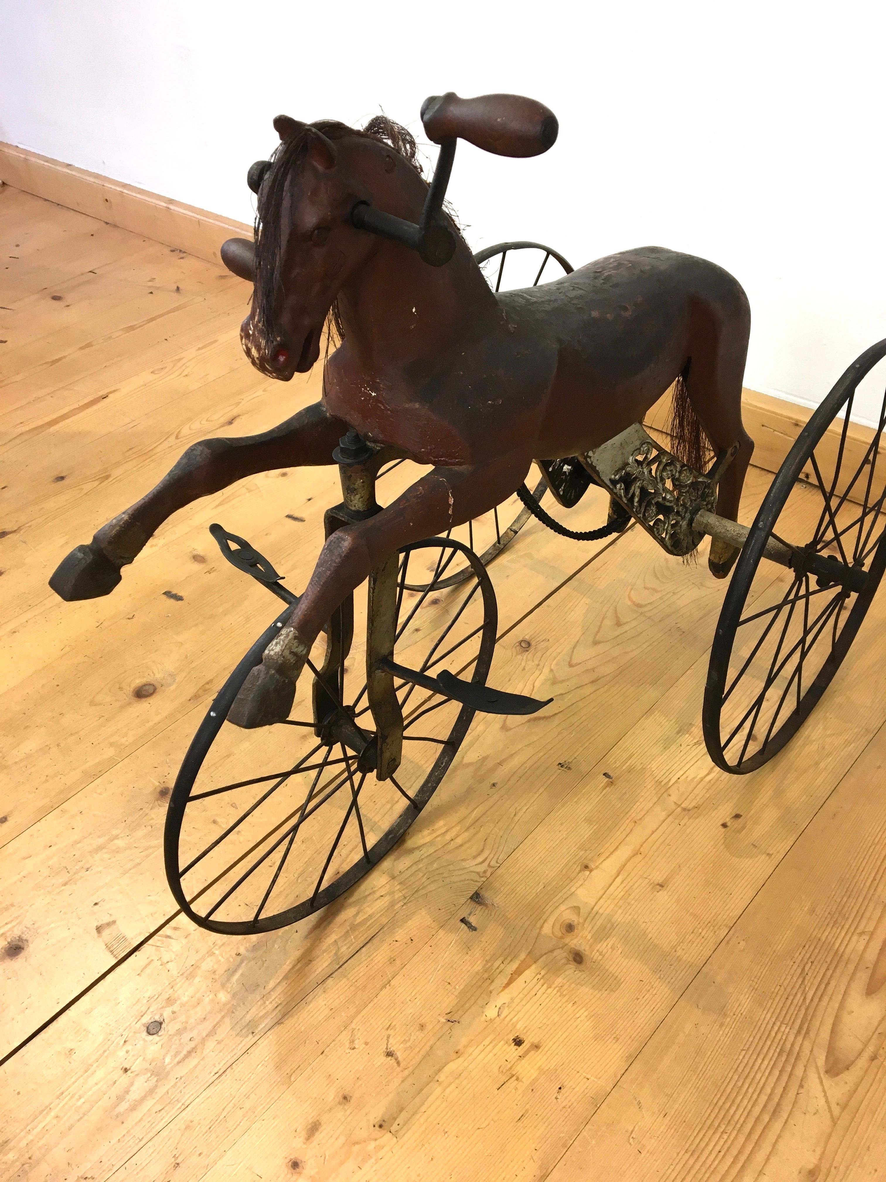 Antikes Dreirad-pferdchen-Spielzeug  im Zustand „Gut“ im Angebot in Antwerp, BE