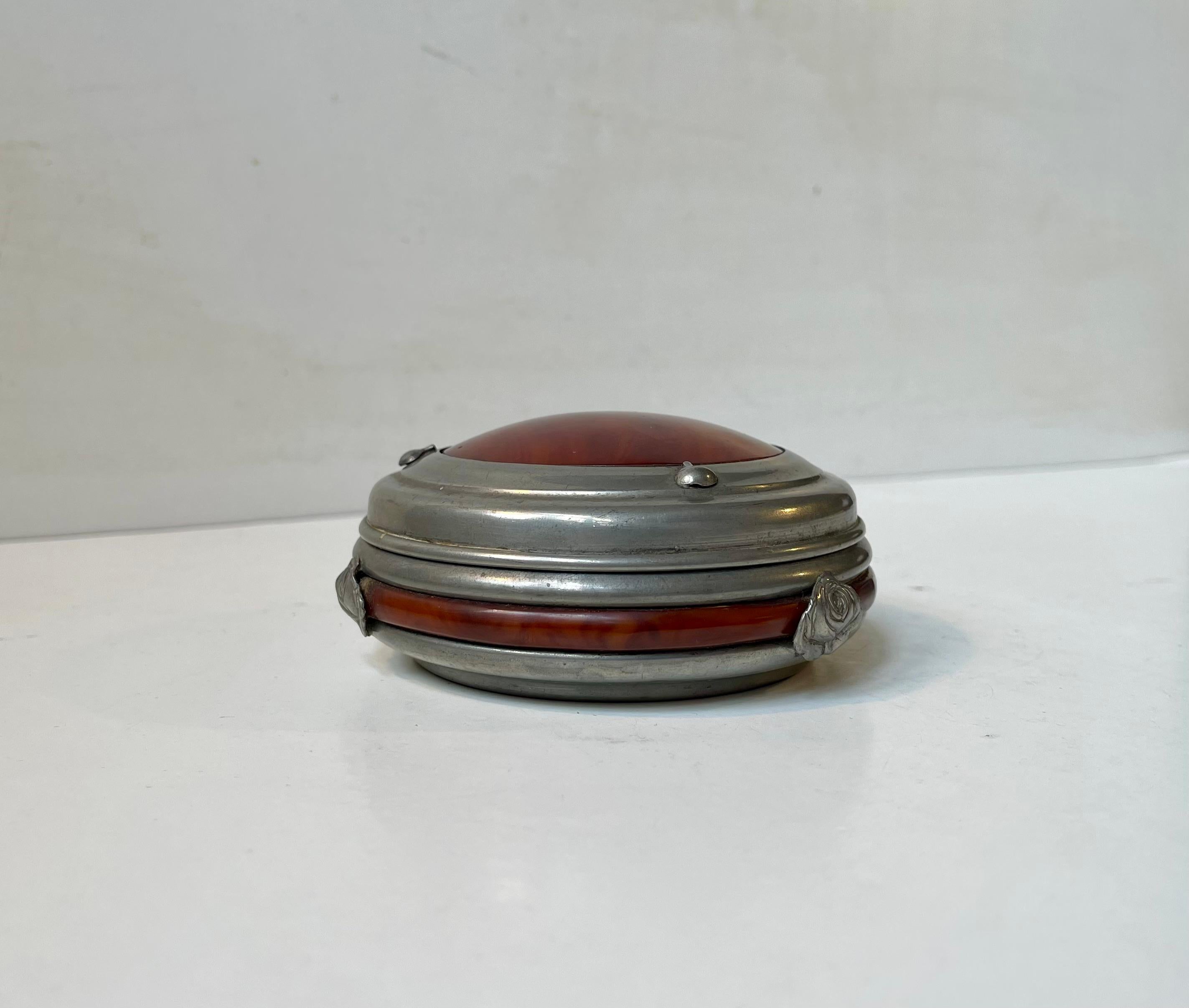 Arts and Crafts Antique Trinket Jar in Pewter by Christian R. Kunst, 1900s For Sale