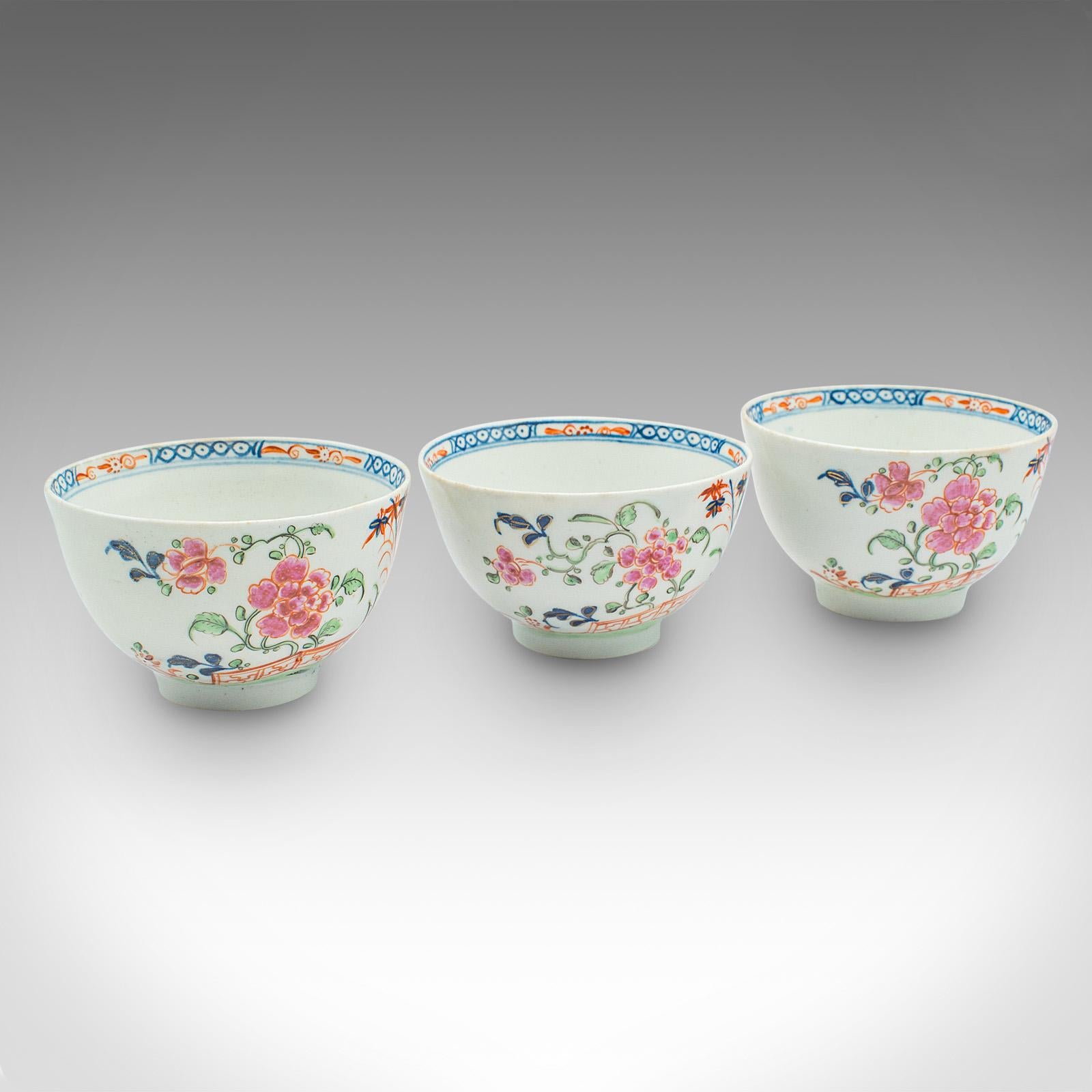 19th Century Antique Trio Of Small Oriental Teacups, Chinese Ceramic, Famille Rose, Victorian For Sale