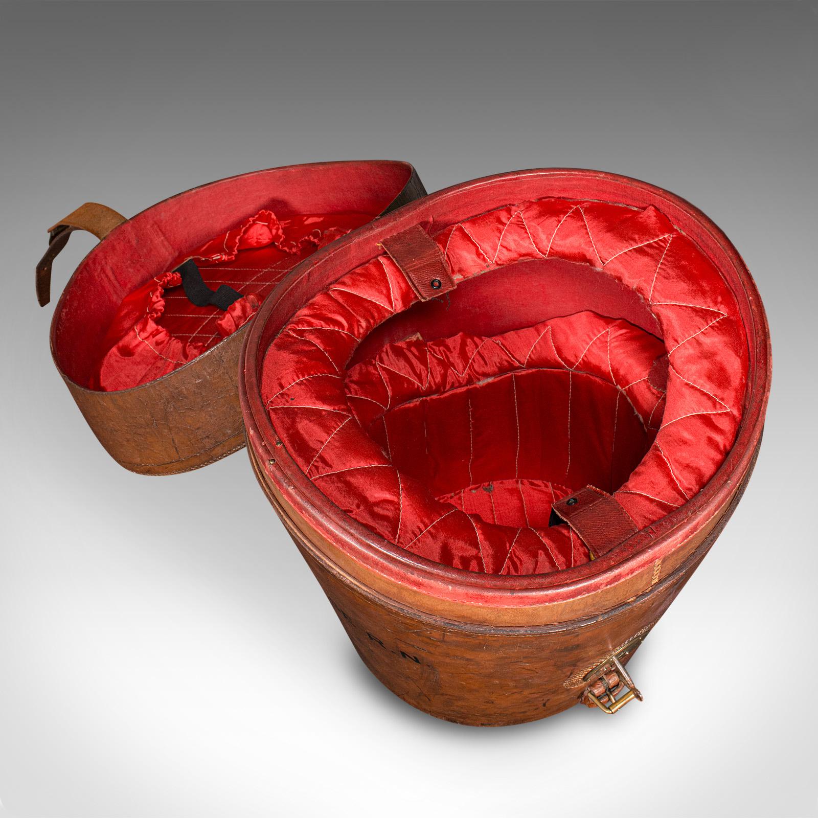 Antiguo Estuche Triple para Sombreros, Inglés, Cuero, Caja Superior para Sombreros, Victoriano, 1890 en venta 2