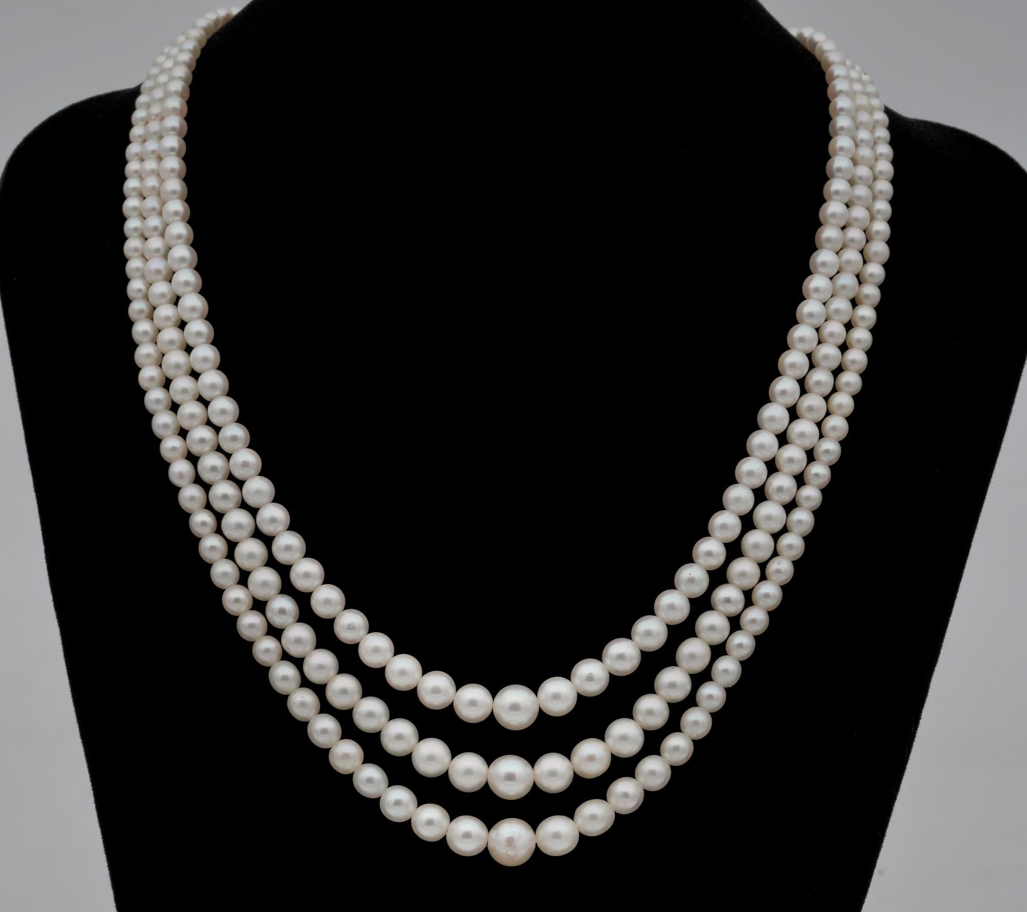 The Classy Must

Beautiful antique triple strand cultured salt water Pearls, 1915 ca . Bearing Swedish hallmarks on the claps
Comprising a selection of Pearls ranging in diameter from 2.1 mm. to 7.2 mm. fair well matching of white creamy colour