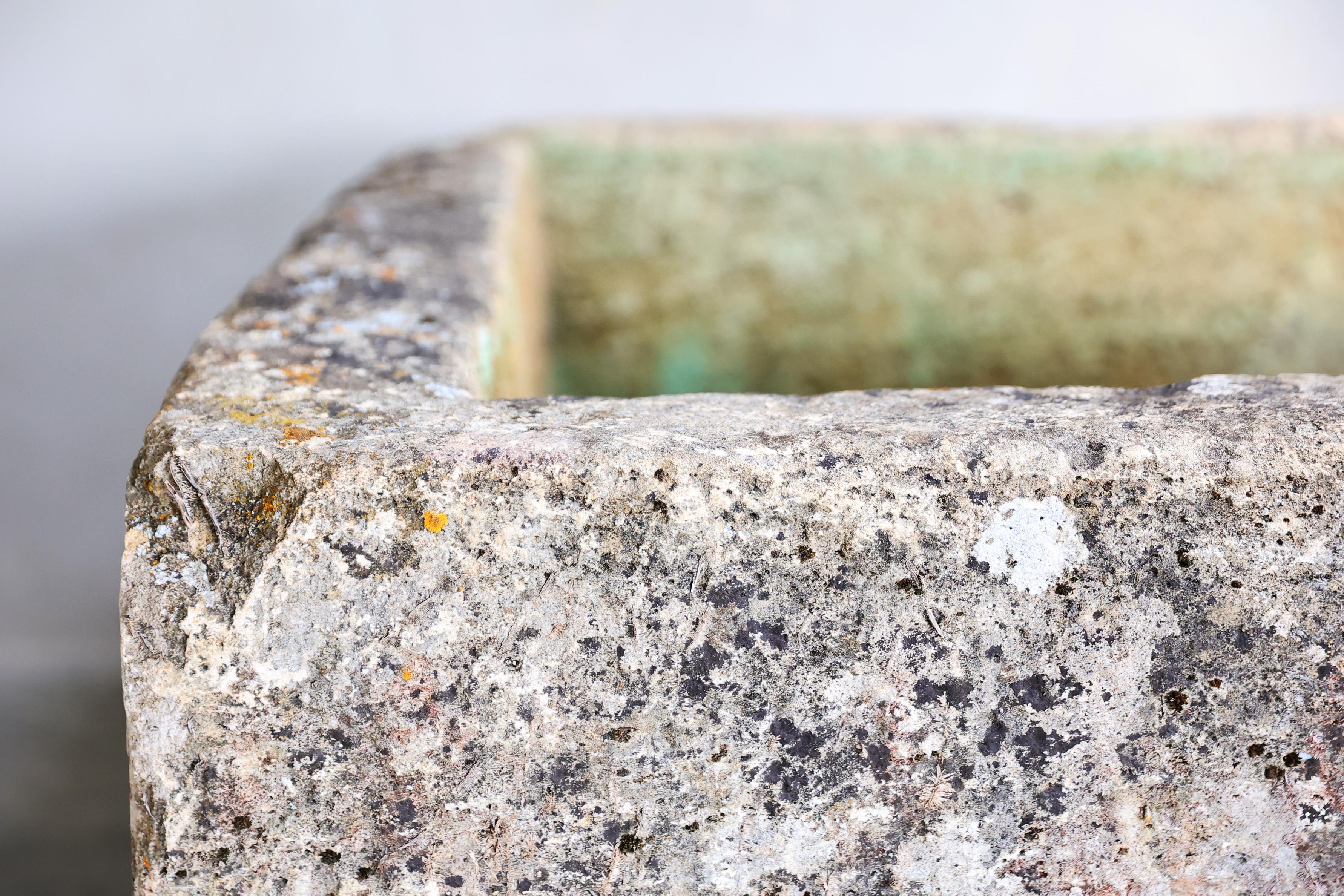 Other Antique trough of French limestone For Sale