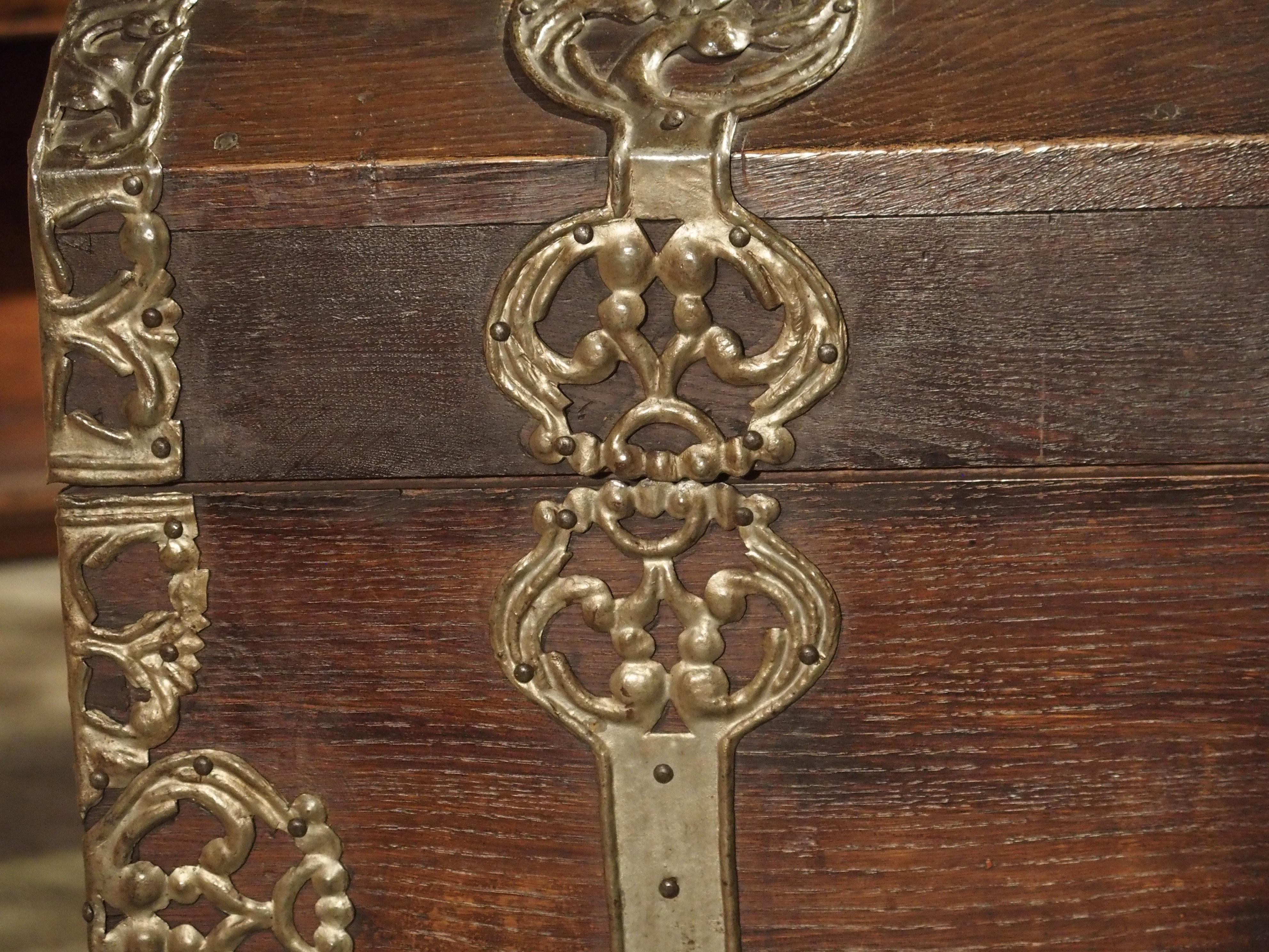 Antique Trunk with Polished Wrought Iron Strappings, Northern Germany circa 1720 1