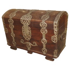 Antique Trunk with Polished Wrought Iron Strappings, Northern Germany circa 1720