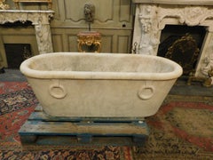 Antique Tub in White Marble, Sculpted, 19th Century Italy