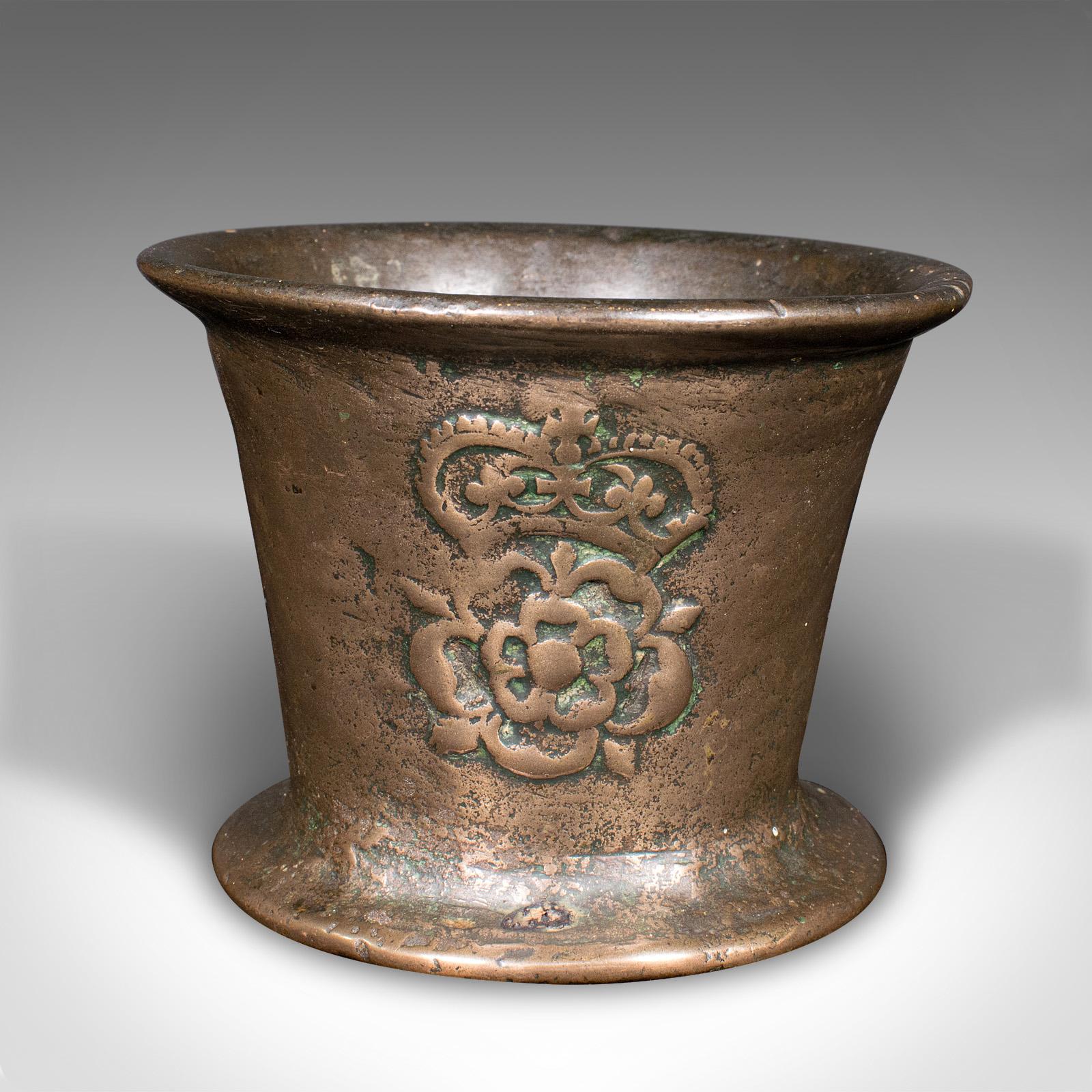 Other Antique Tudor Rose Mortar And Pestle, English, Bronze, Apothecary, 17th Century For Sale