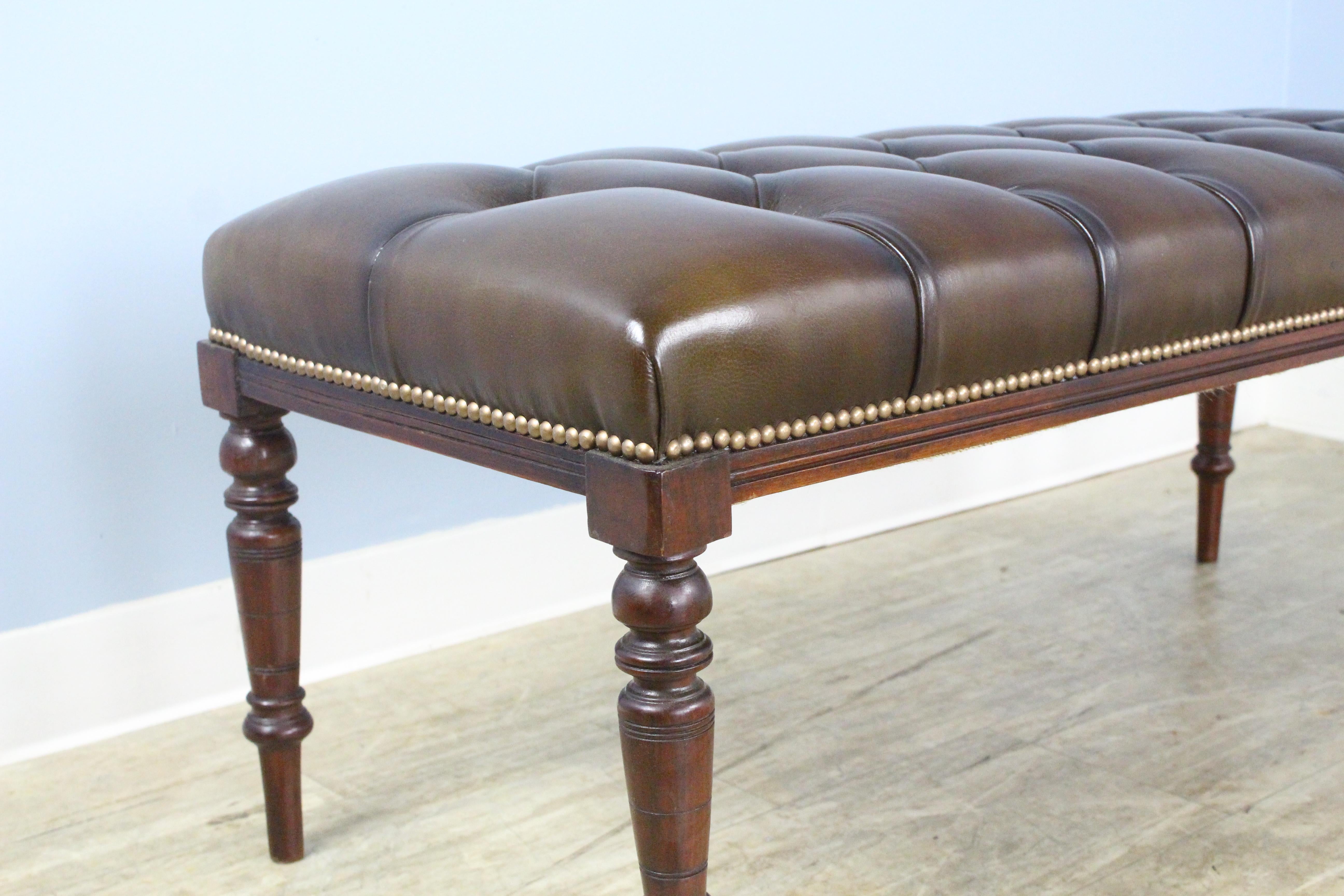 Antique Tufted Leather Stool In Good Condition For Sale In Port Chester, NY