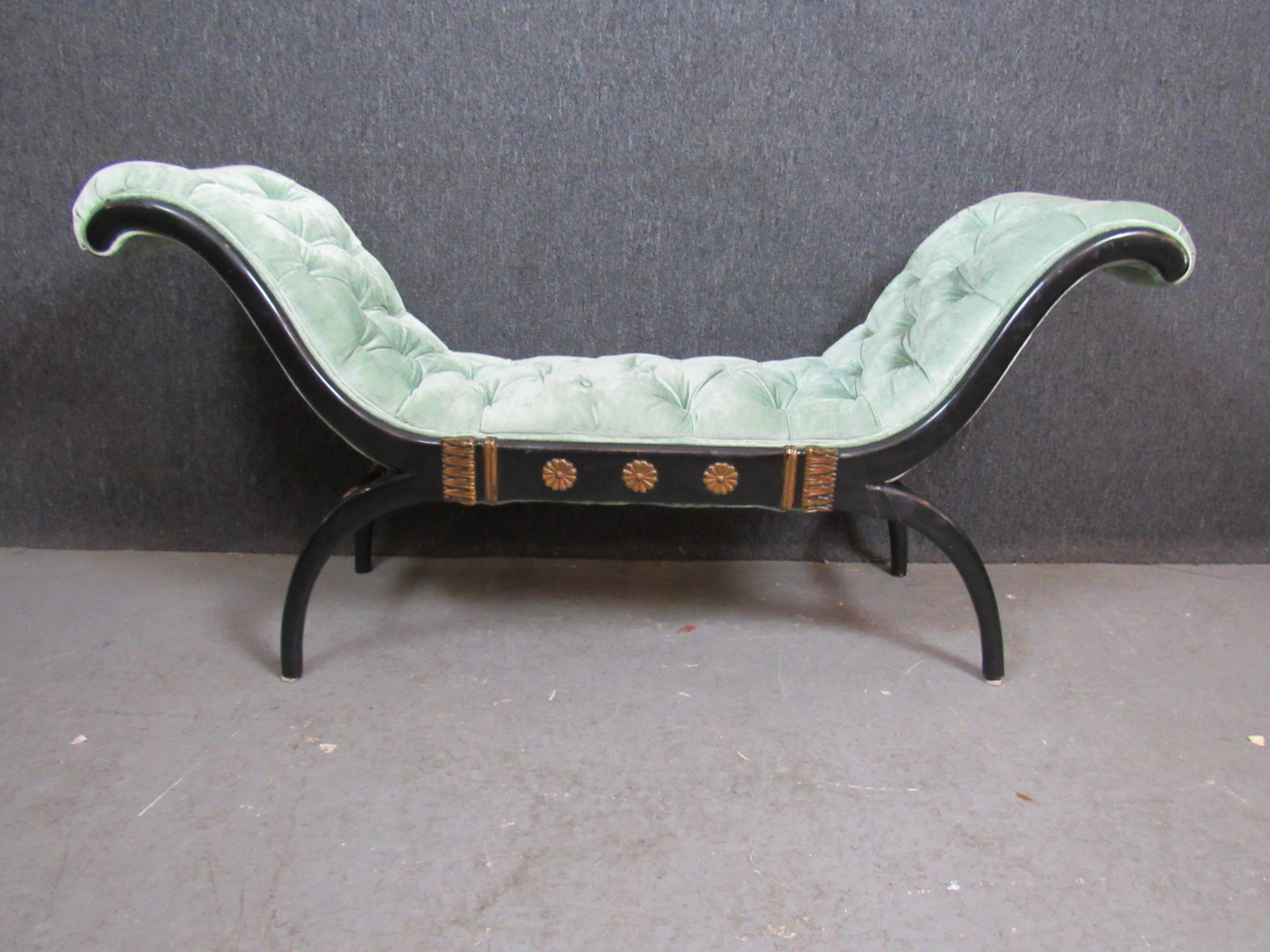 Antique Tufted Velvet French Regency Window Bench In Good Condition For Sale In Brooklyn, NY