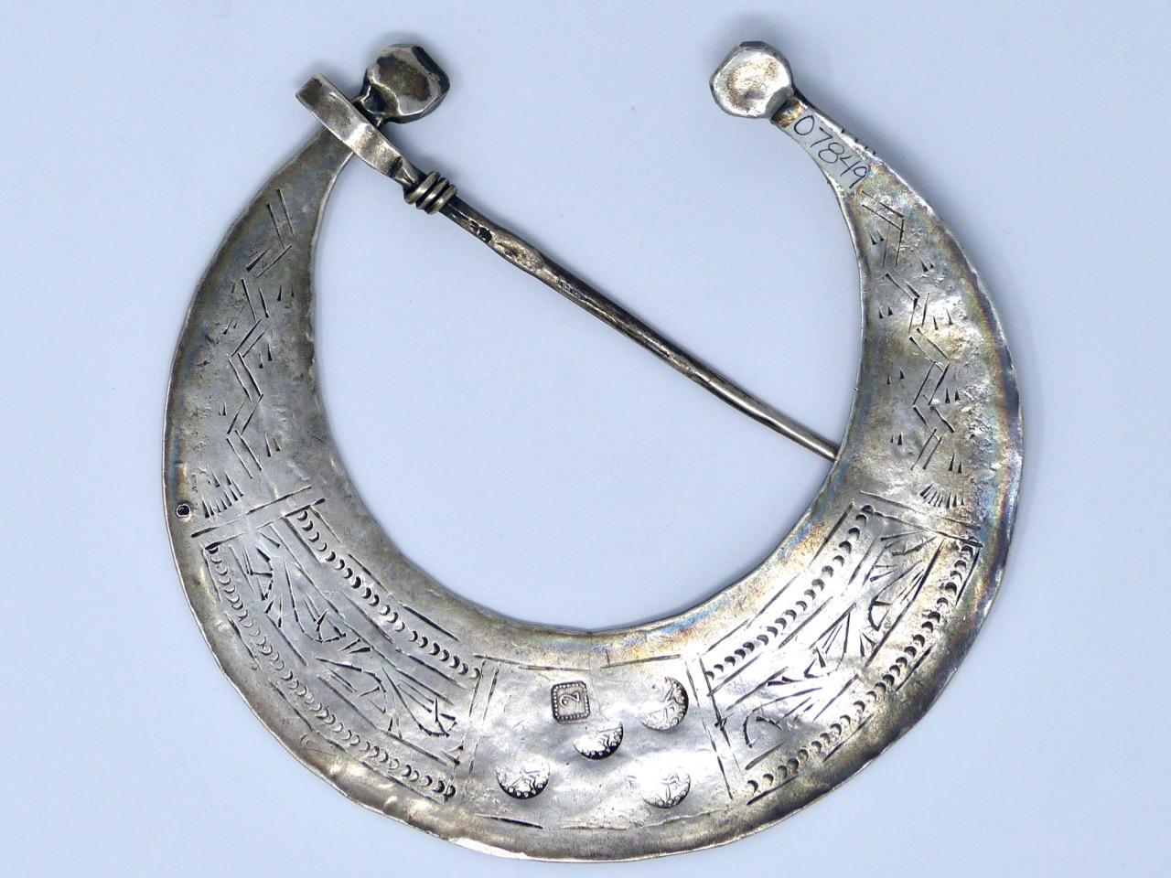 Antique Tunisian silver fibula 