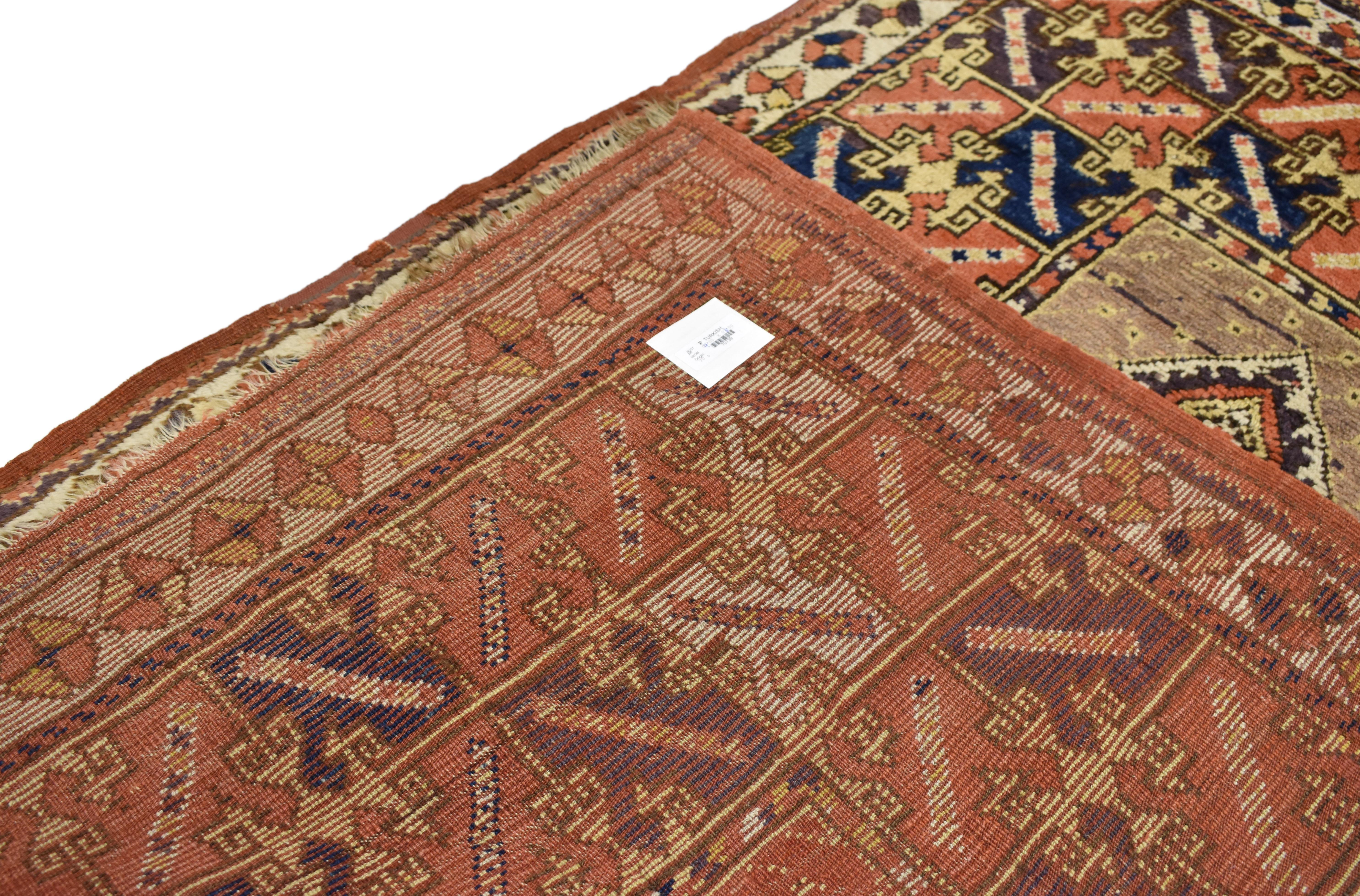 Alfombra turca antigua con estilo tribal moderno, para cocina, recibidor o entrada Oushak en venta