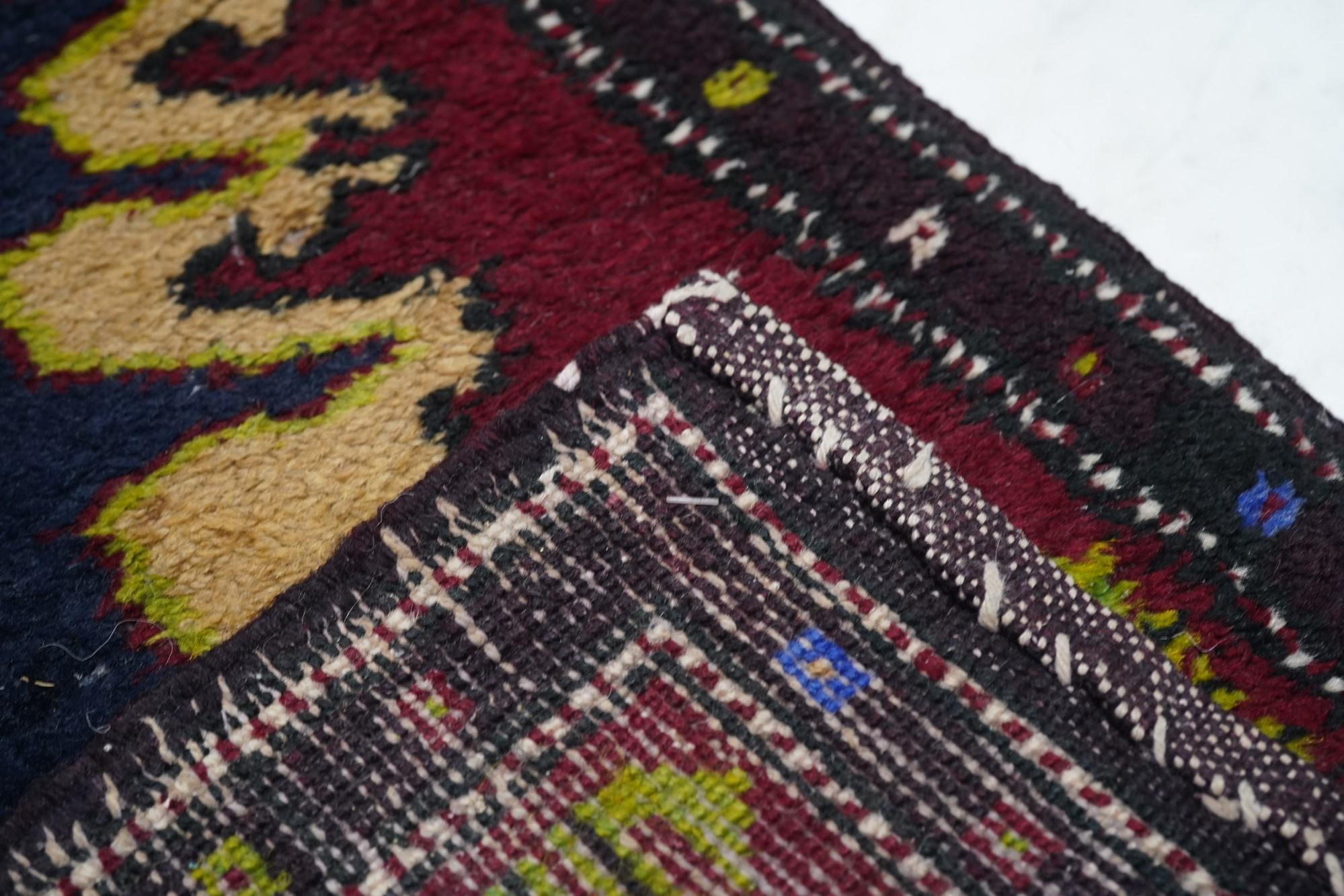 Antiker türkischer anatolischer Teppich 1'8'' x 4'0
