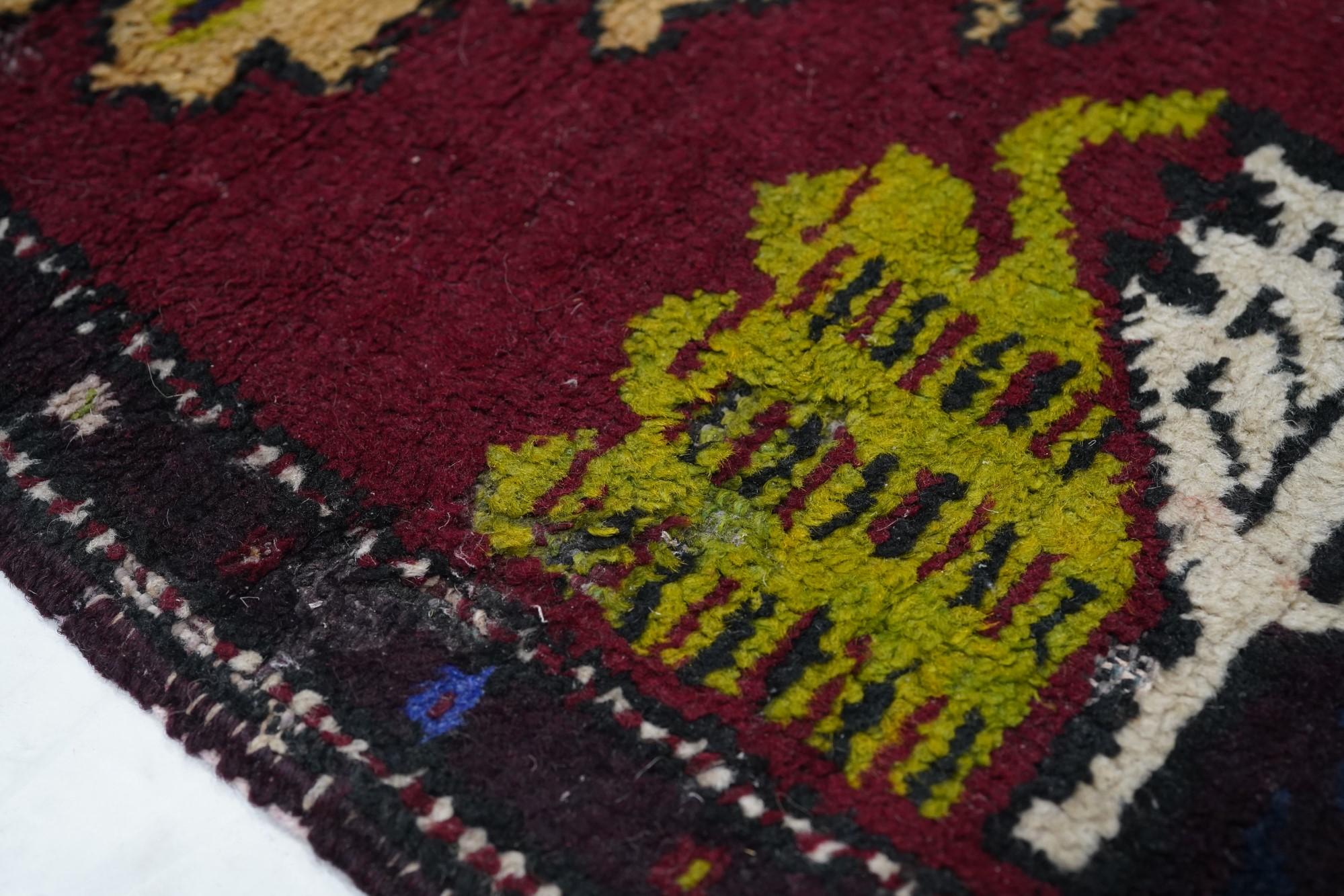 Early 20th Century Antique Turkish Anatolian Rug For Sale