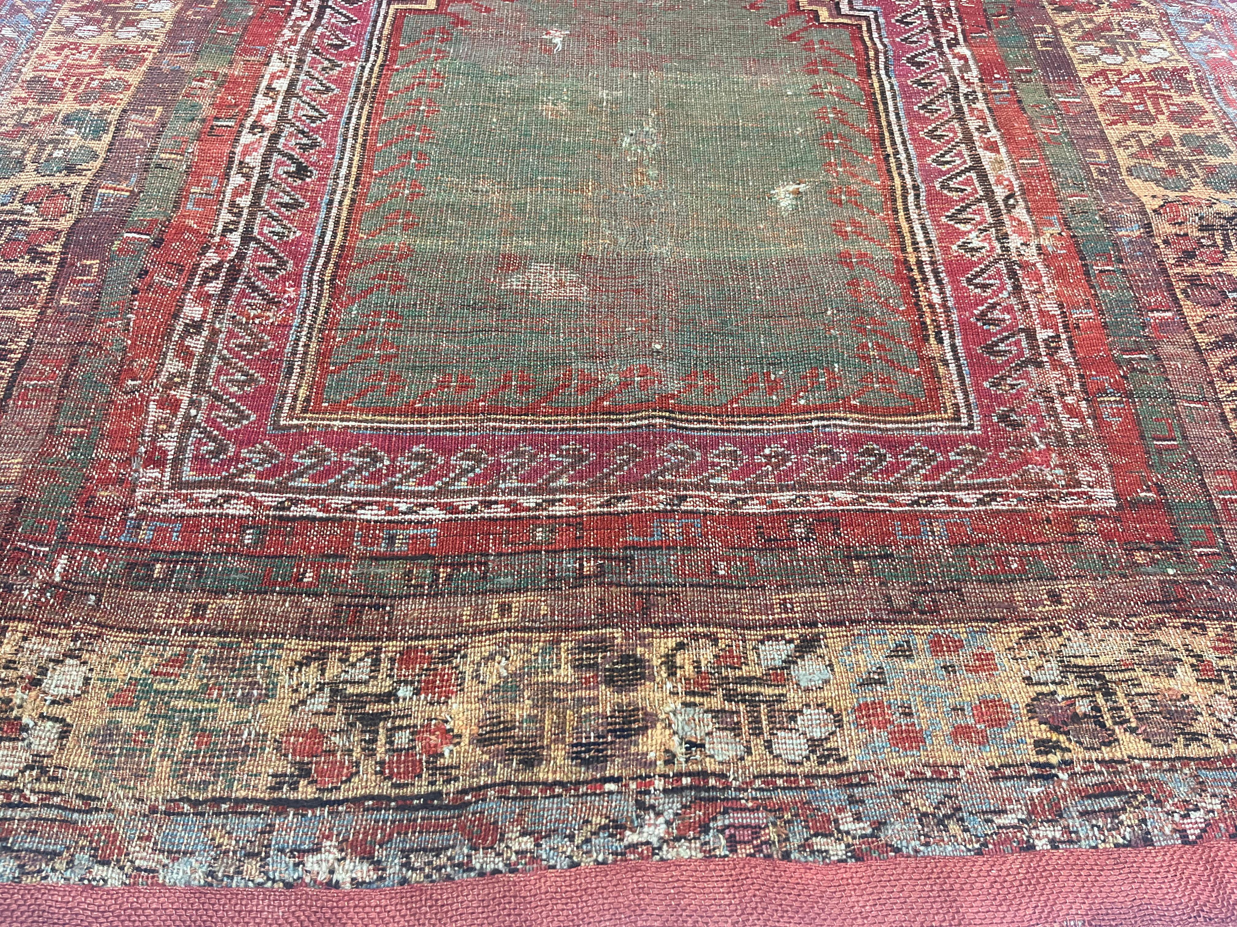 Antiker türkischer anatolischer Teppich 3'9