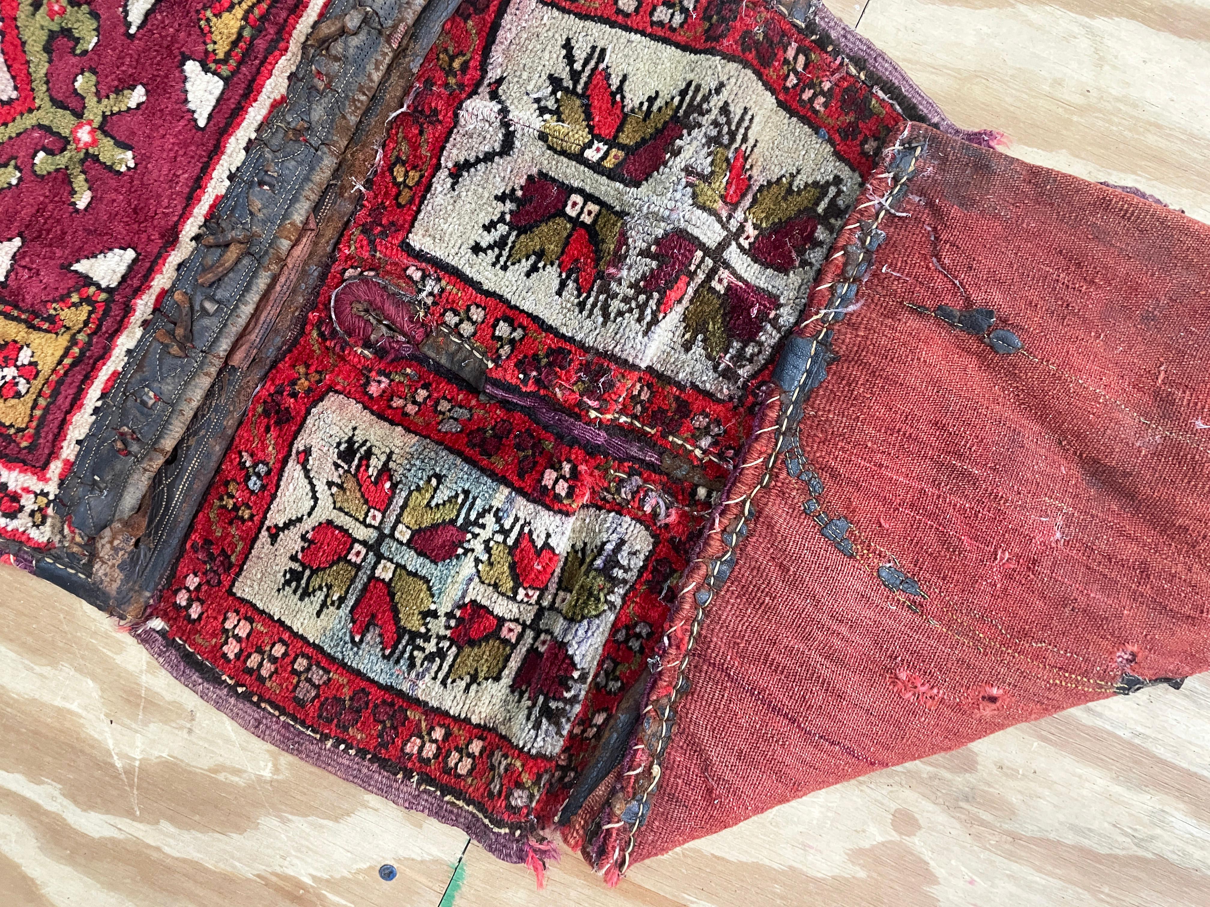 Antique Turkish Anatolian Saddle Bag, Possible Eighteen century In Good Condition For Sale In Evanston, IL