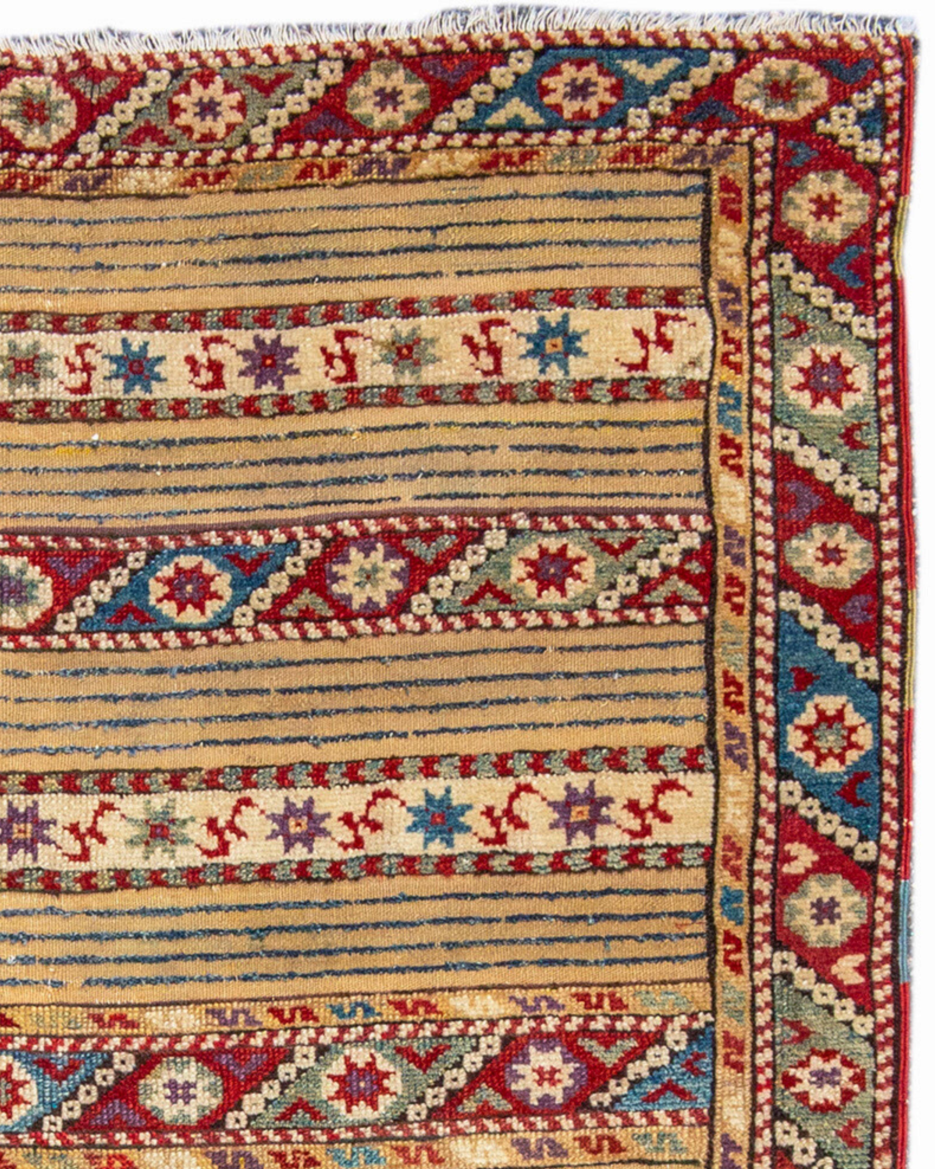 Ancien tapis turc Dazghiri, 19e siècle

Informations supplémentaires :
Dimensions : 4'3