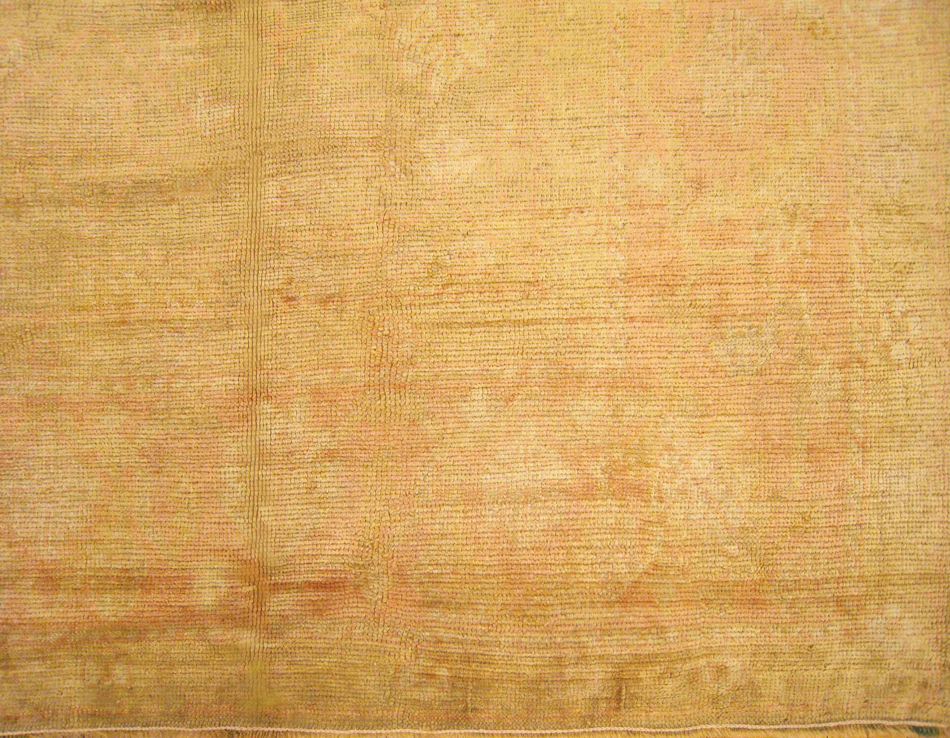 Antiker türkischer dekorativer orientalischer Oushak-Teppich in Zimmergröße (Frühes 20. Jahrhundert) im Angebot
