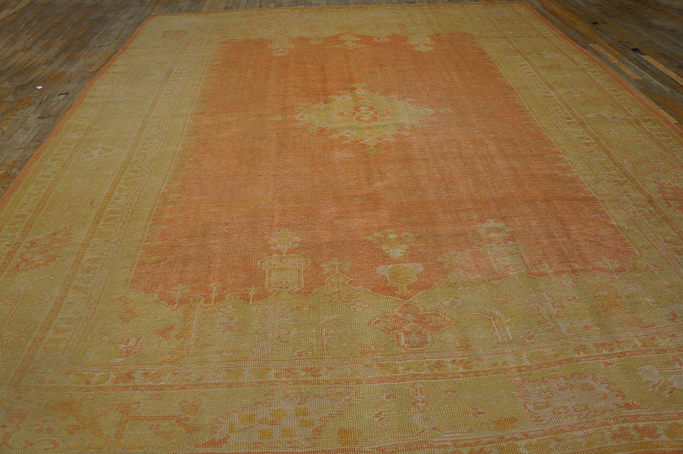 Early 20th Century Late 19th Century Turkish Oushak Carpet ( 9' 9''x 12' 6'' - 297 x 381 cm )  For Sale