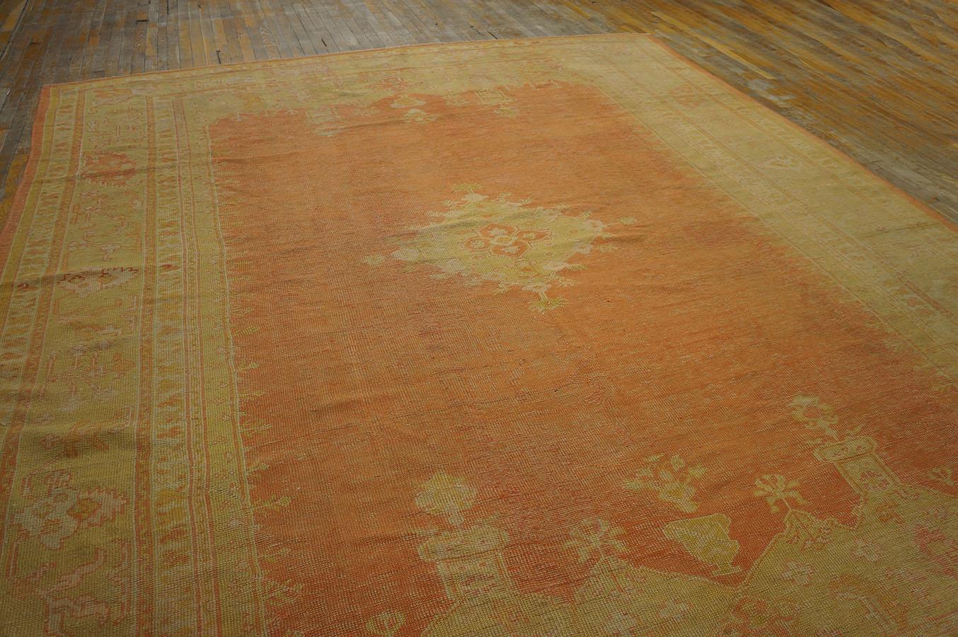 Late 19th Century Turkish Oushak Carpet ( 9' 9''x 12' 6'' - 297 x 381 cm )  For Sale 4