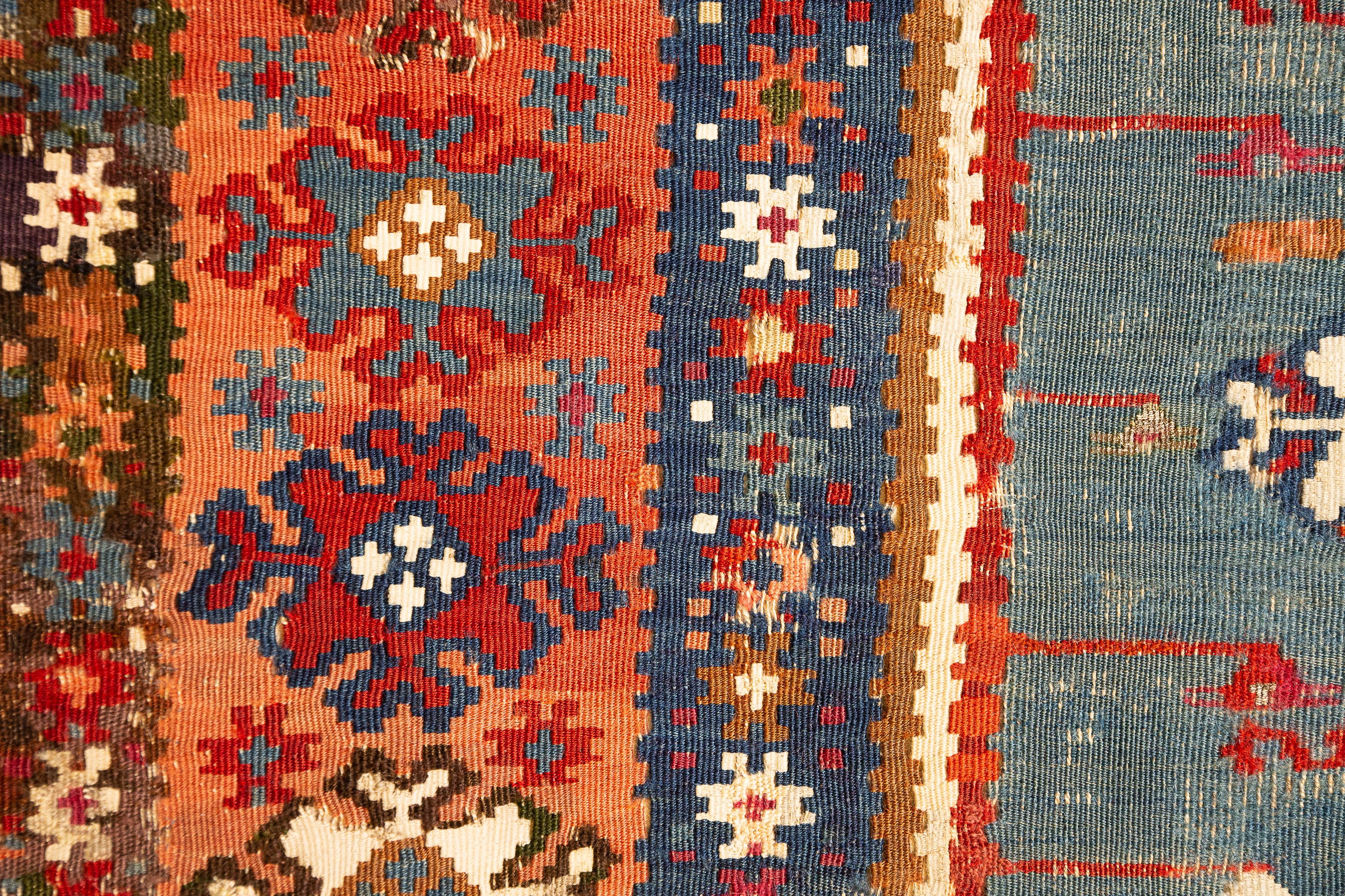 Antiker türkischer Erzurum-Kilim Sage Green im Zustand „Gut“ im Angebot in Ferrara, IT