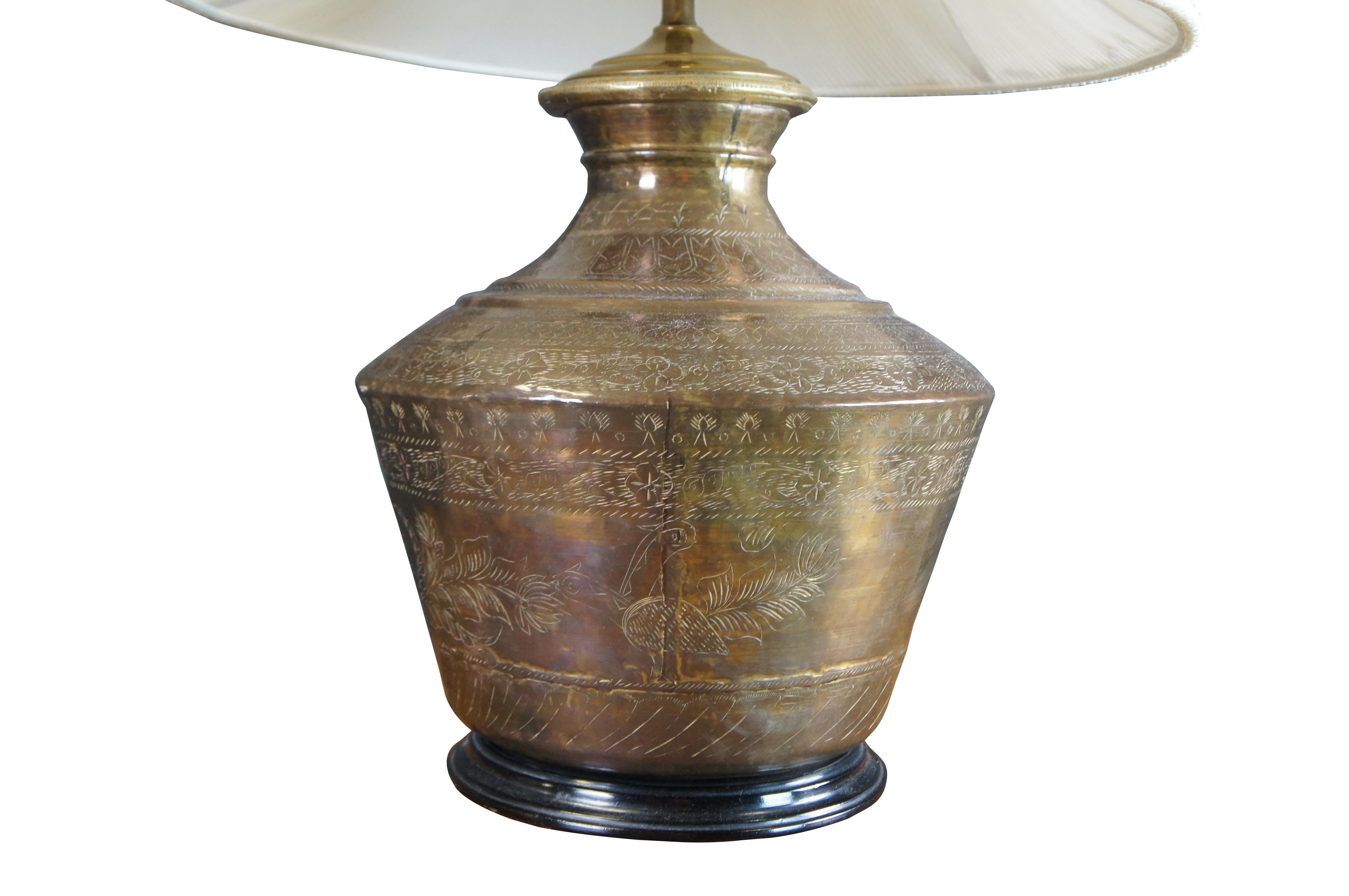 Islamic Antique Turkish Floral Bird Etched Dovetailed Brass Vase Urn Table Lamp 26