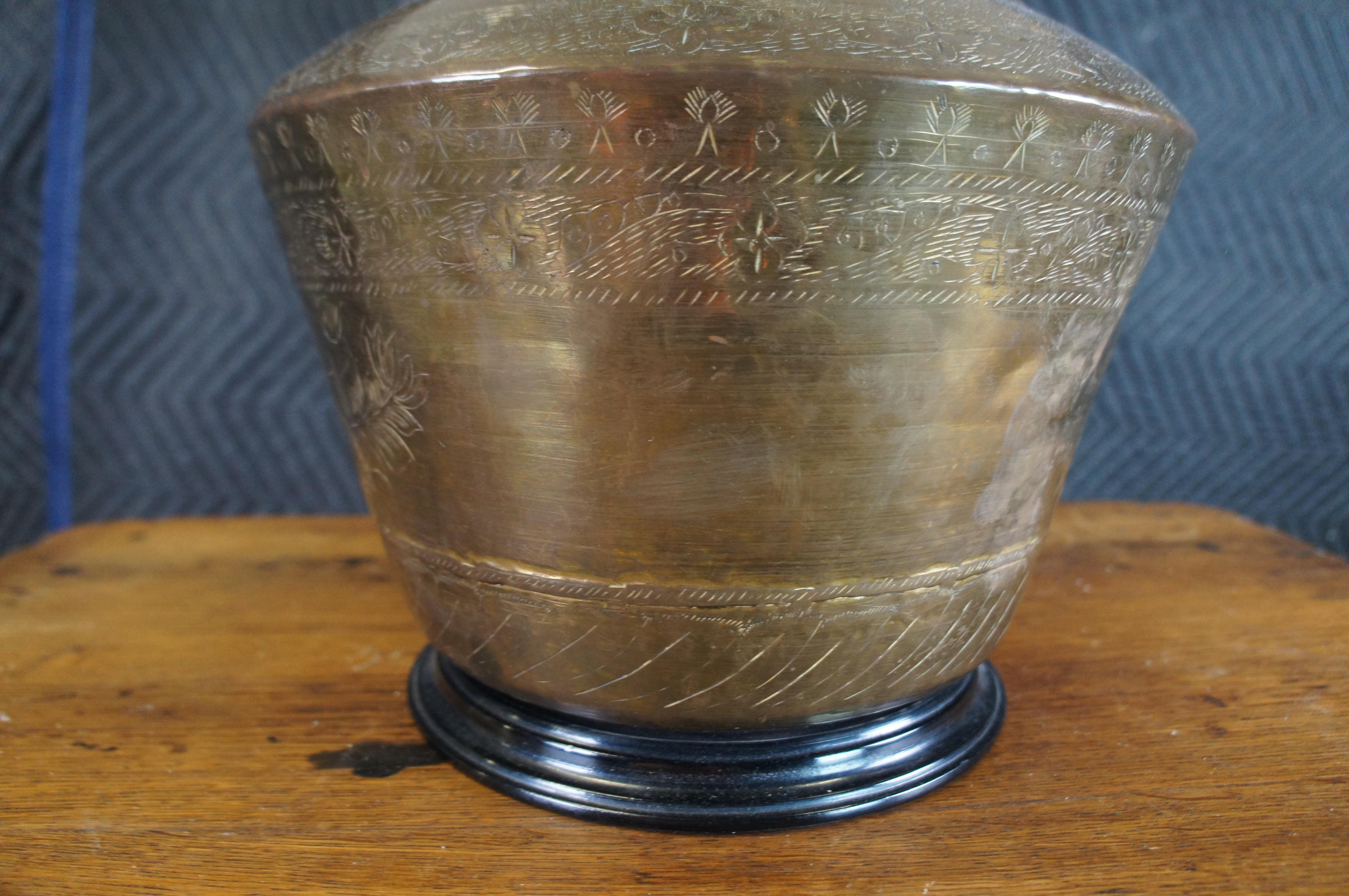Antique Turkish Floral Bird Etched Dovetailed Brass Vase Urn Table Lamp 26