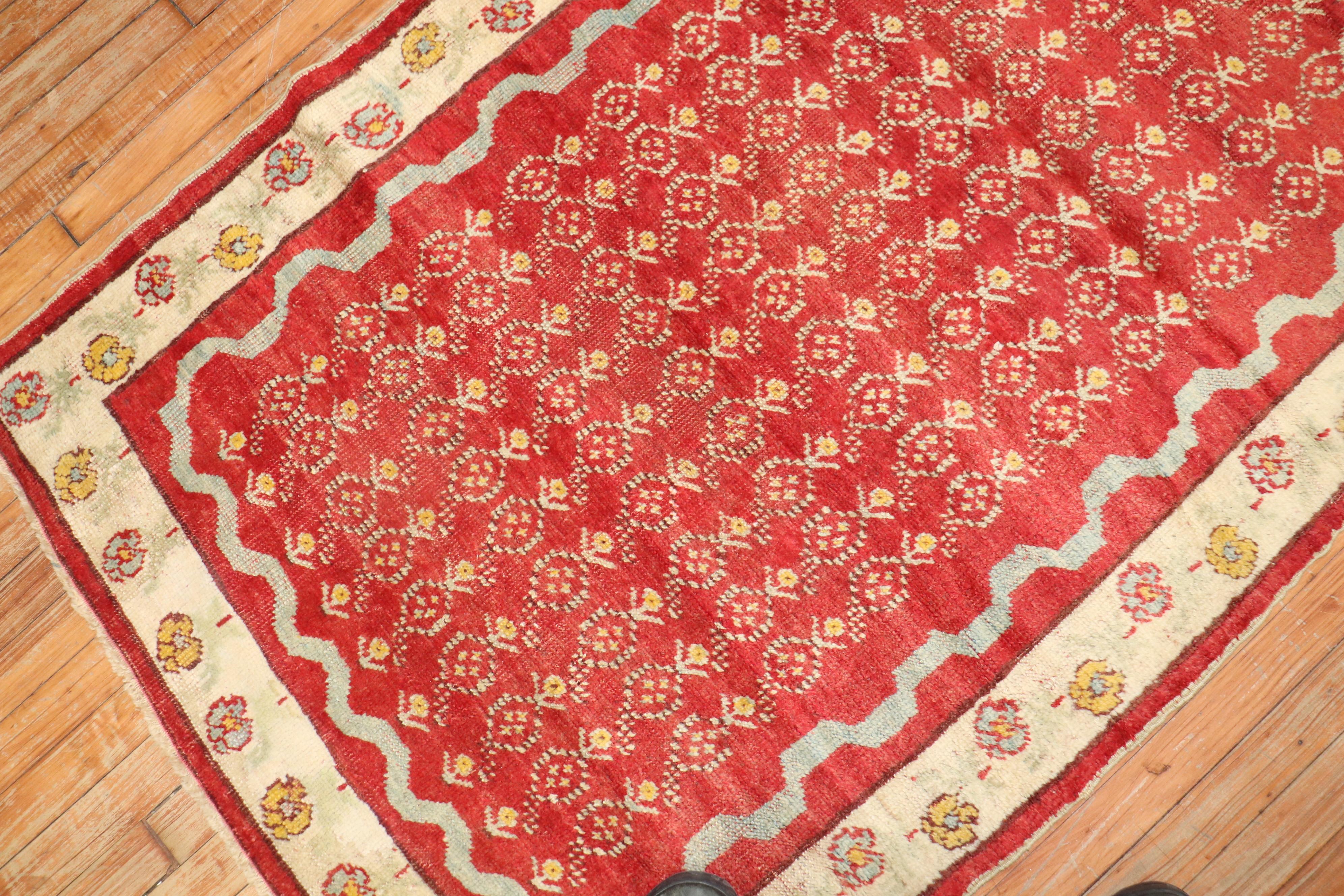 Antique Turkish Ghiordes Runner In Good Condition For Sale In New York, NY