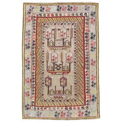 Petit tapis turc ancien Ghiordes avec des nuances de gris-bleu, violet et beige