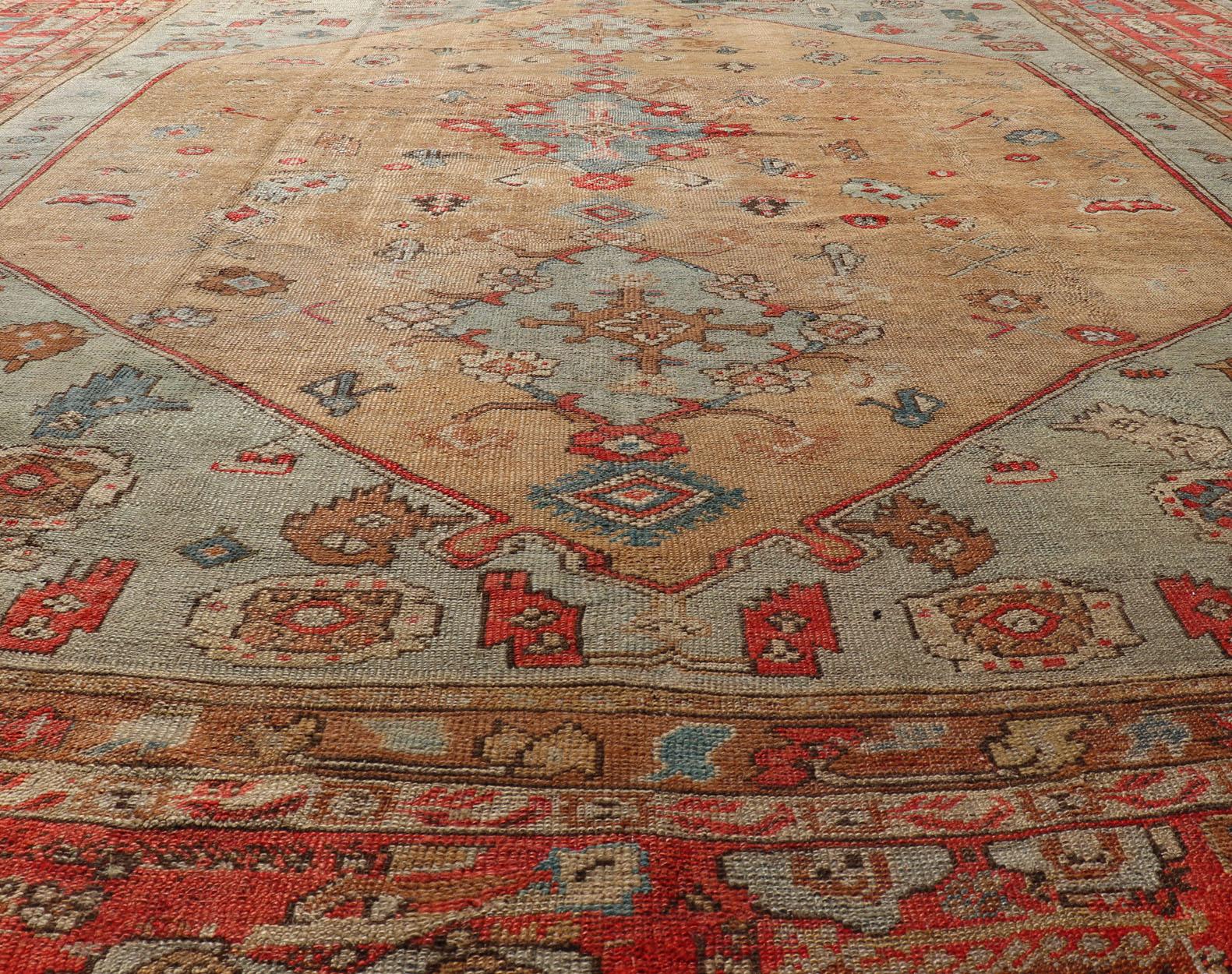 Antique Turkish Ghoirdes Oushak Rug With Medallion in Sky Blue, Tan, and Red For Sale 3
