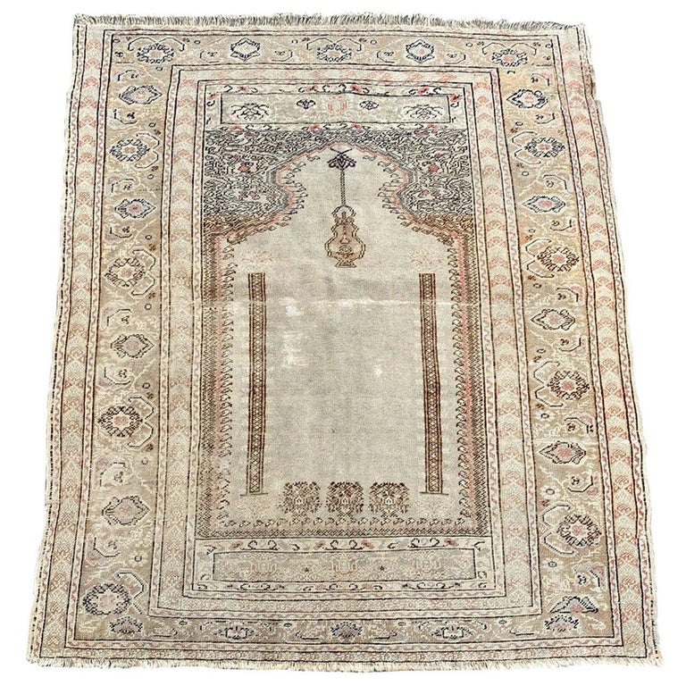 Antique Turkish Ghyordes Prayer Rug For Sale at 1stDibs